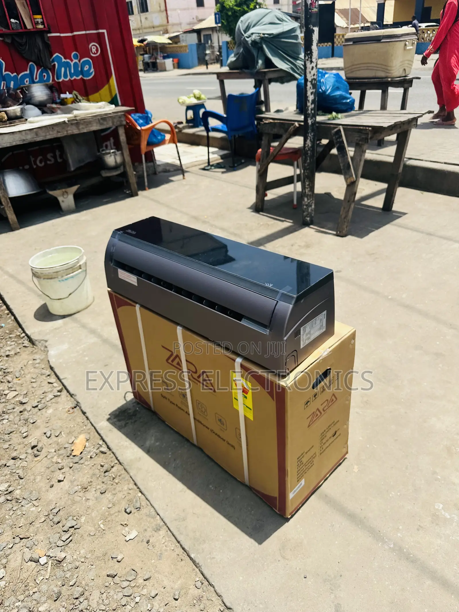 Noiseless Operation Split Black Mirror 1.5hp