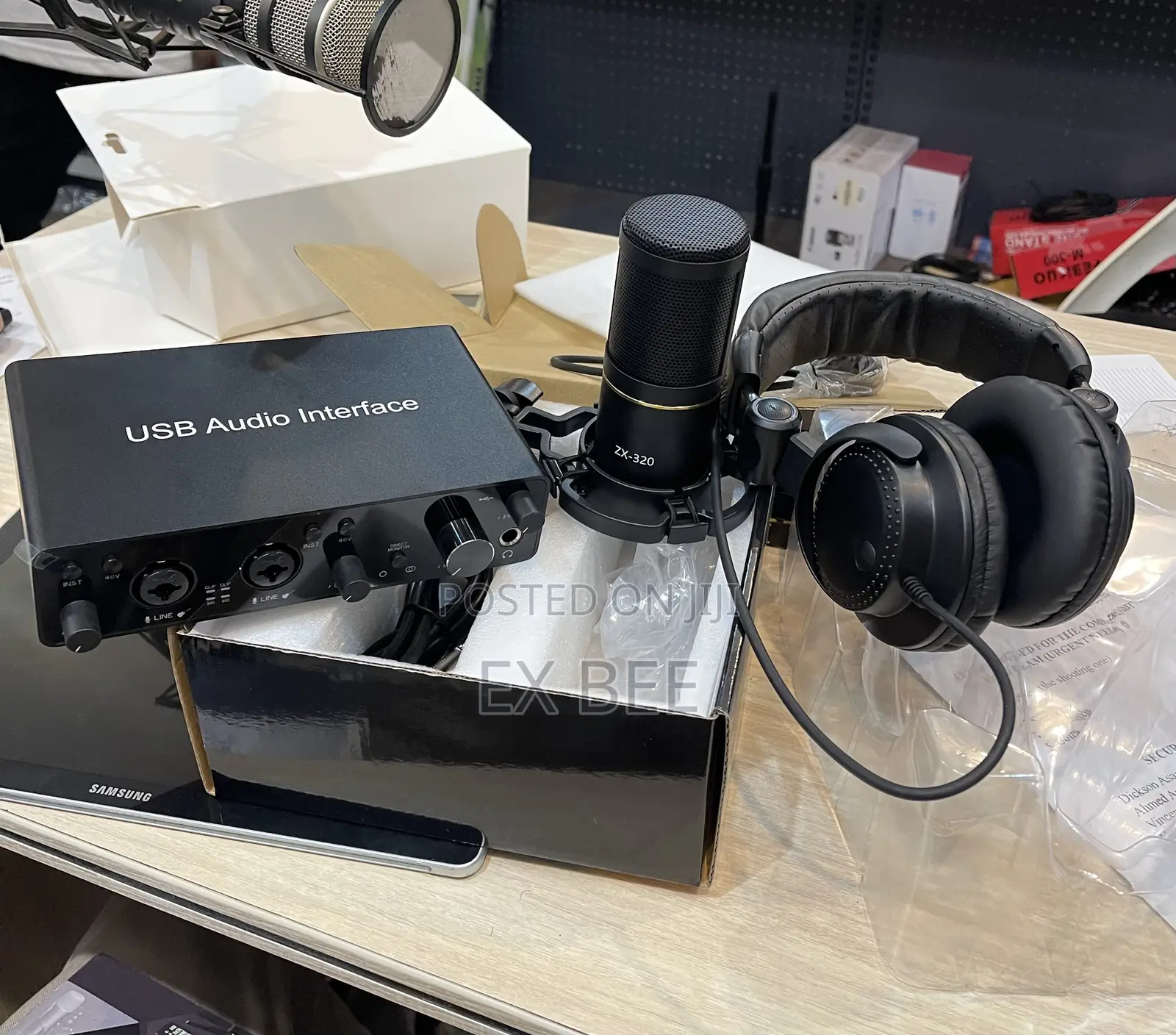 Studio Recording Set (Soundcard, Mic, Headphones)