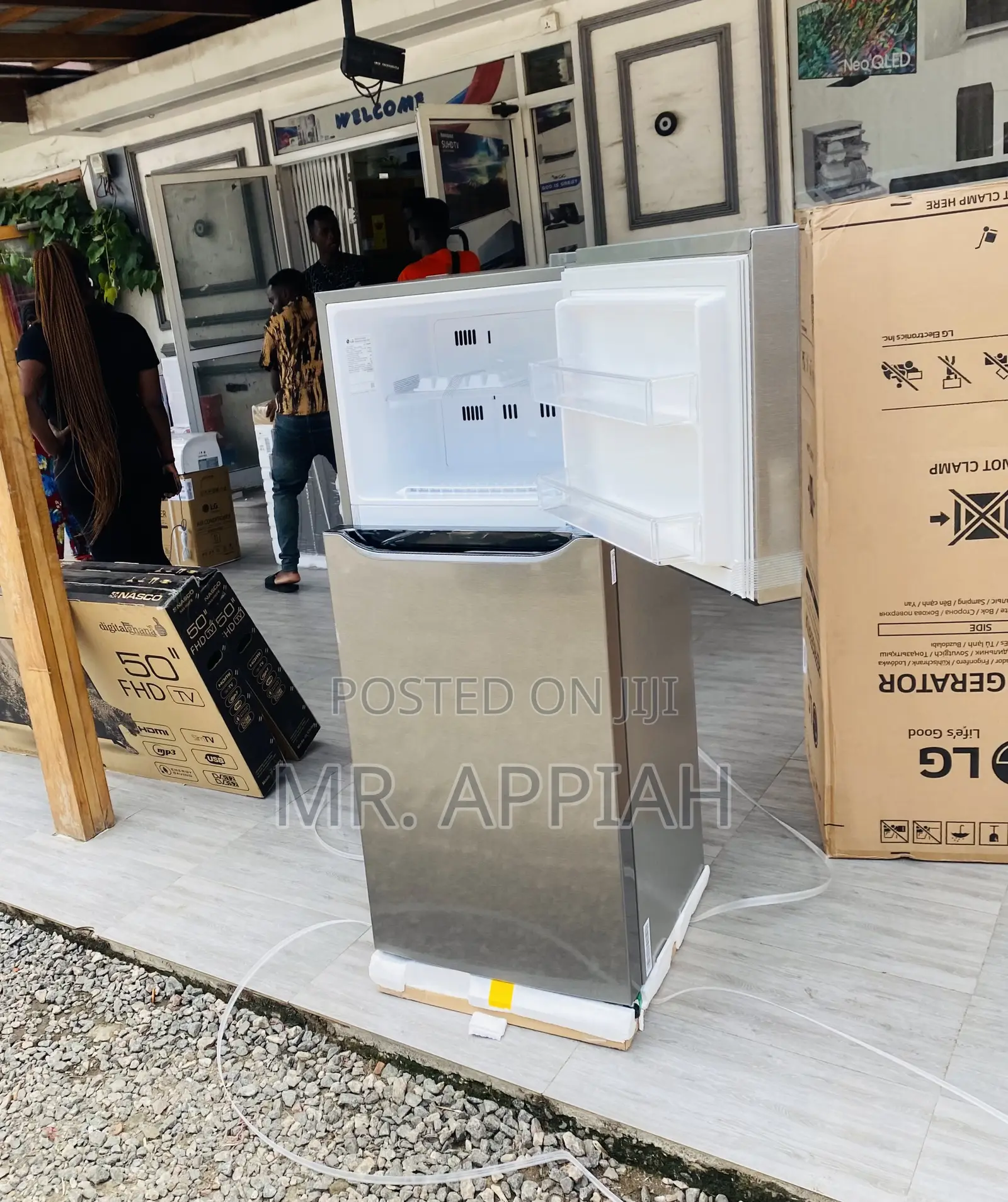 Order Quality LG GN-B202SQBB Top Freezer Fridge(187L).