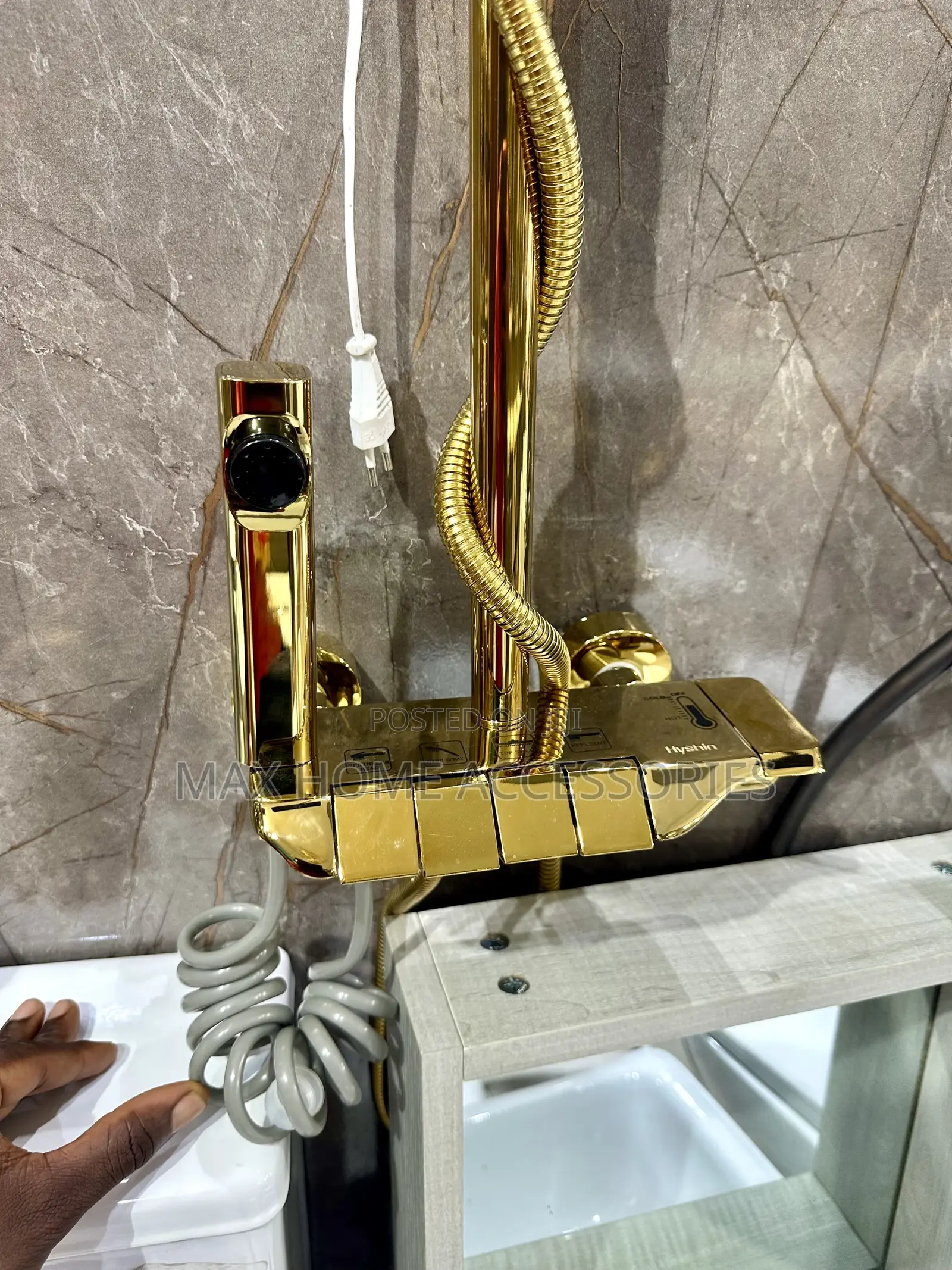 4 In 1 Gold Shower