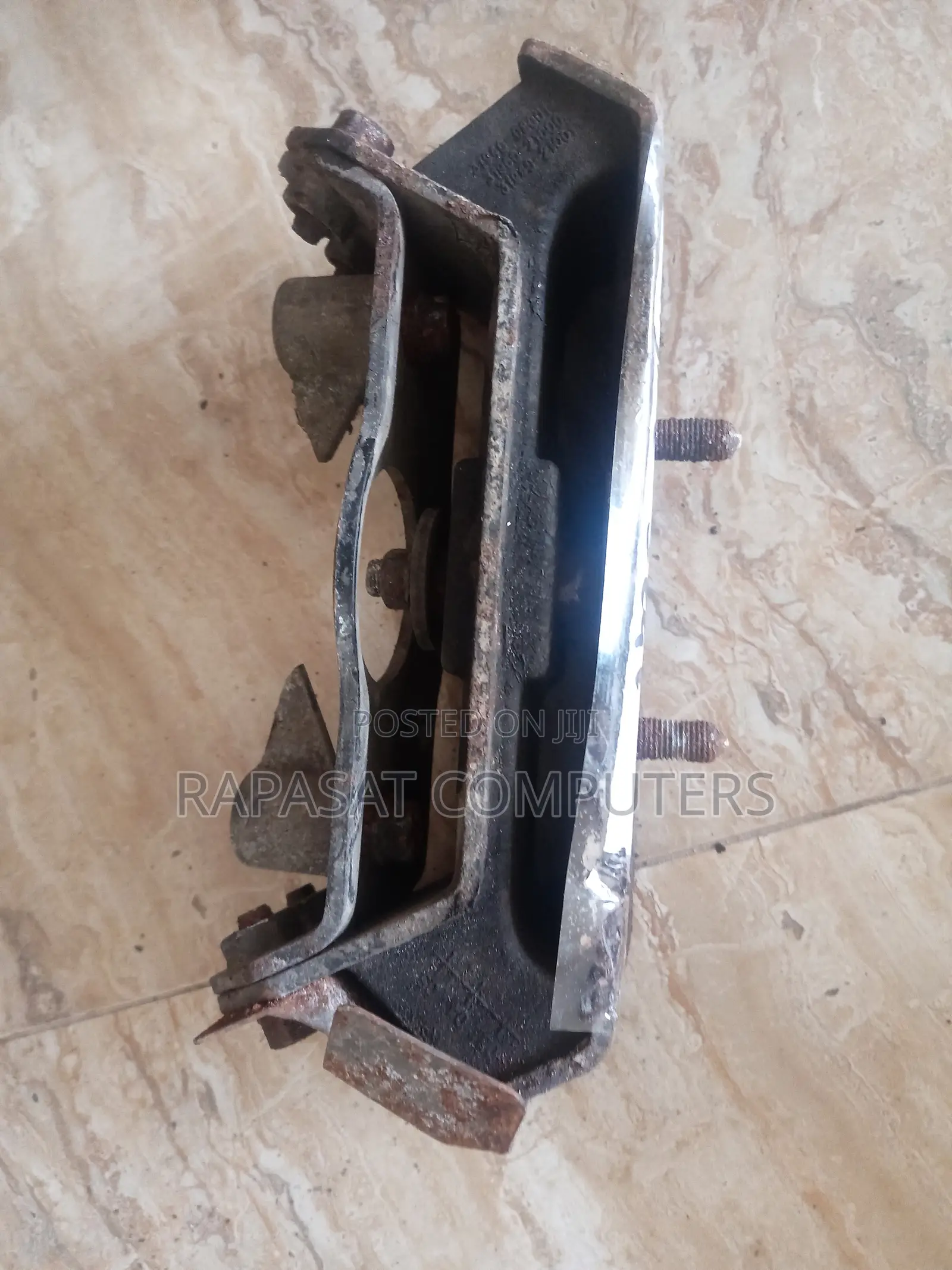 Ssangyong Rexton 2005 270xdi Engine Seat
