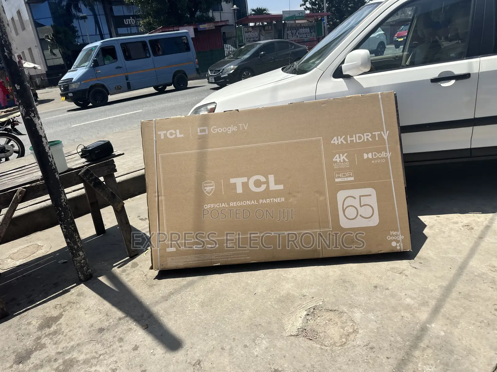 Slim Sleek Uhd Smart TCL 65”P635