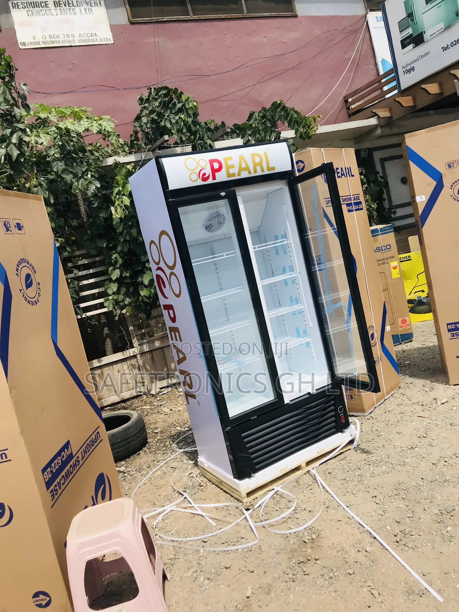 Quality Pearl PVC-622 500 Liters Display Glass Fridge