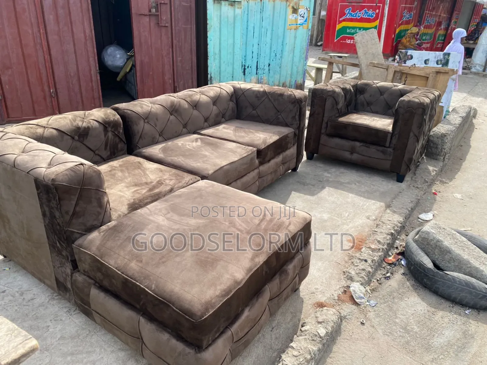Single Sofa With L Shape Couch