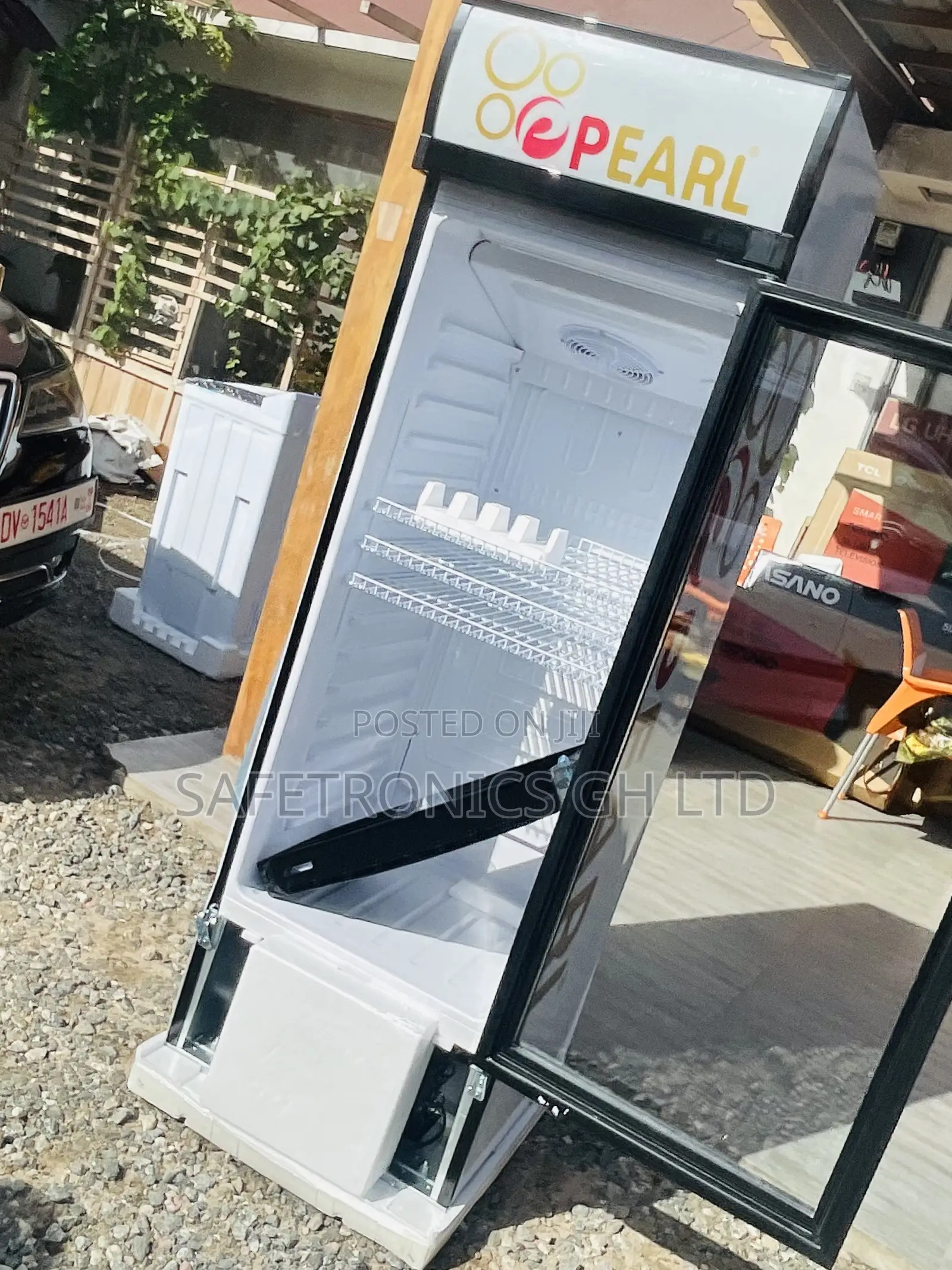  Shop Glass 400 Liter Display PVC-424 Pearl 1 Door