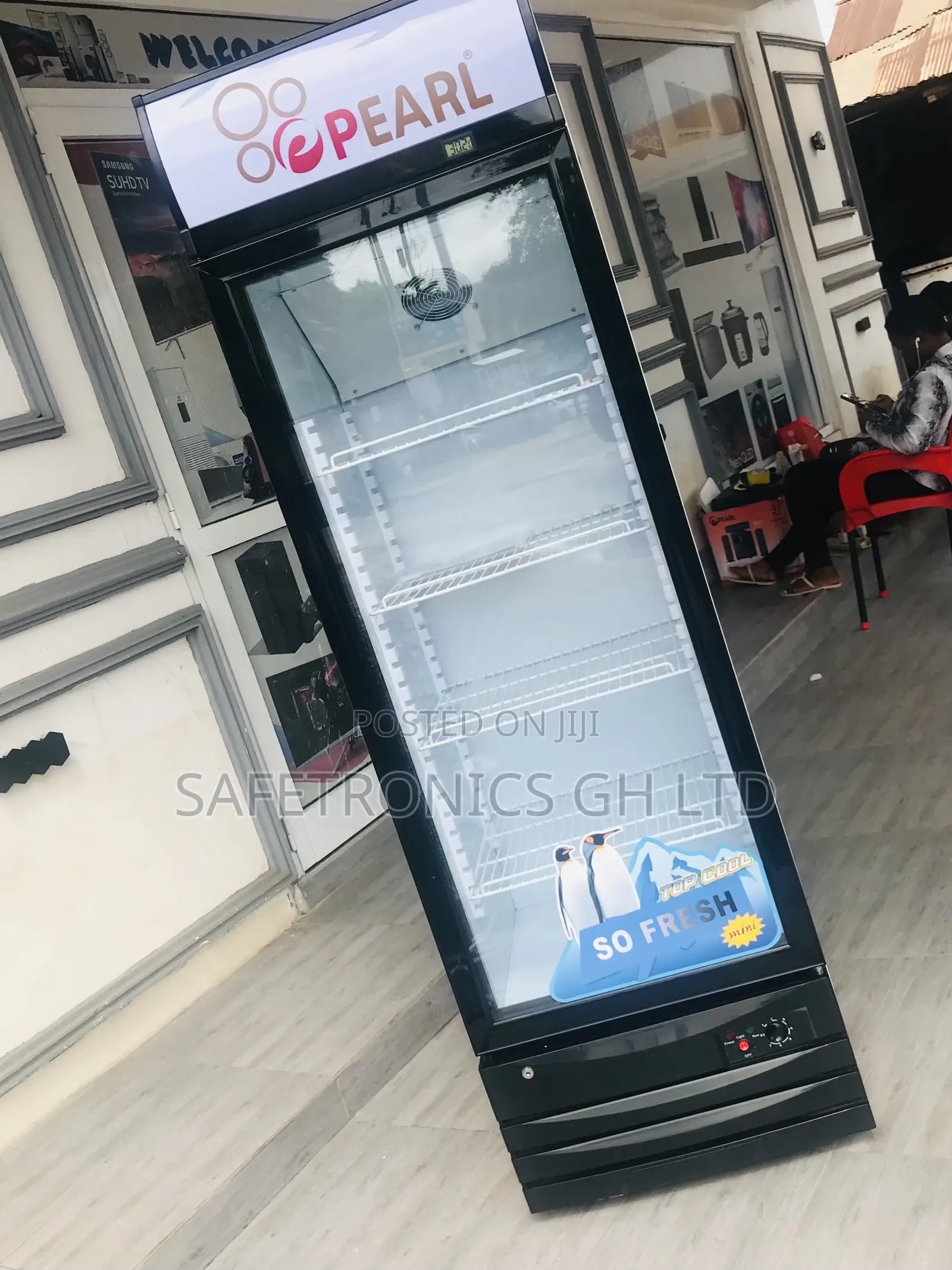 Sealed 300 Liter Pearl PVC-352 Display 1 Door Glass