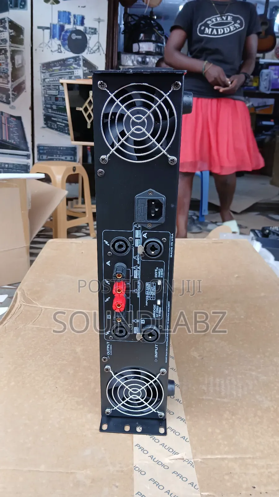 Peavey Cs2000 Full/Half Range Speaker Amplifier