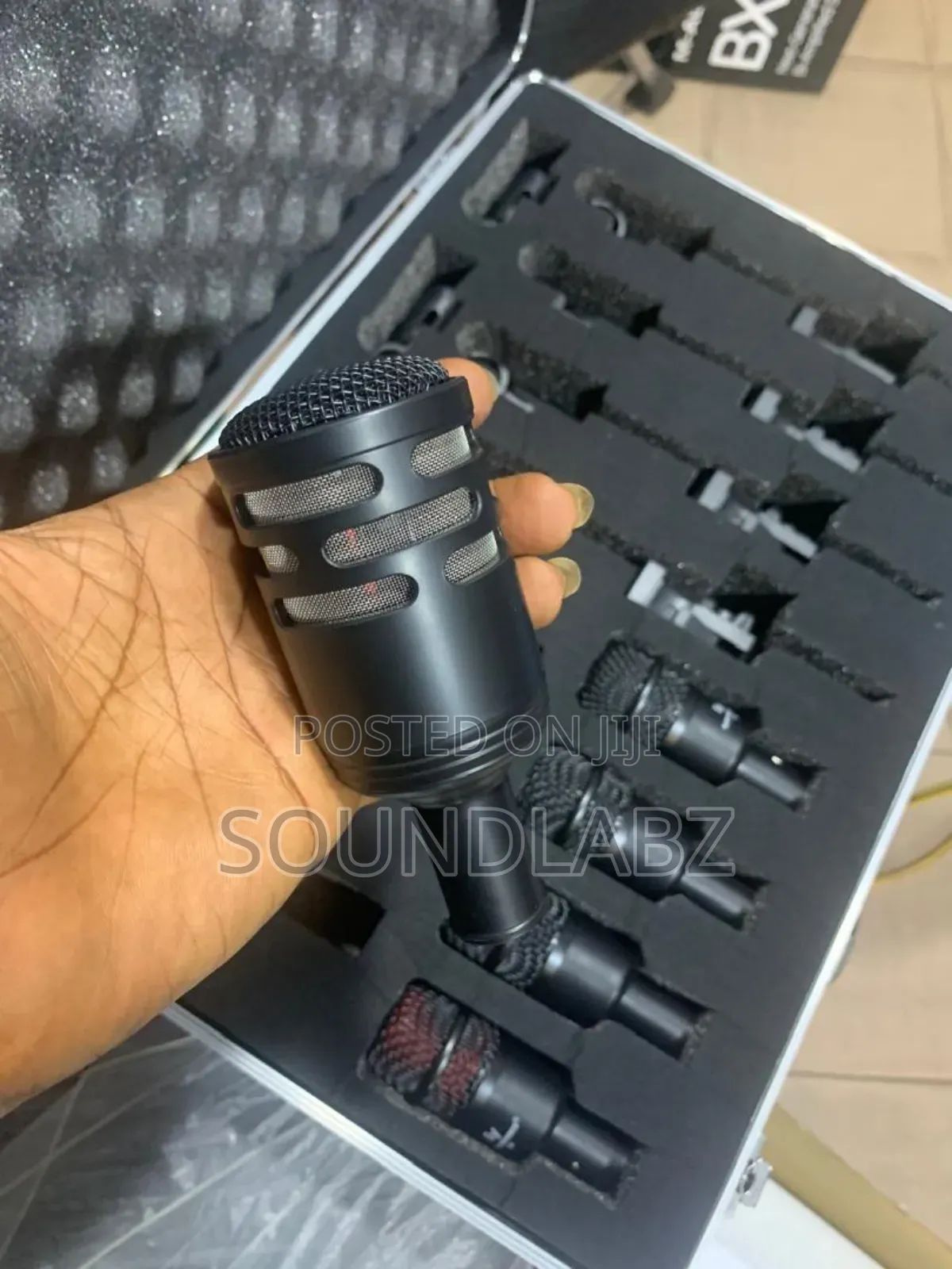 Electro-Voice (EV) 7-Piece Drumset