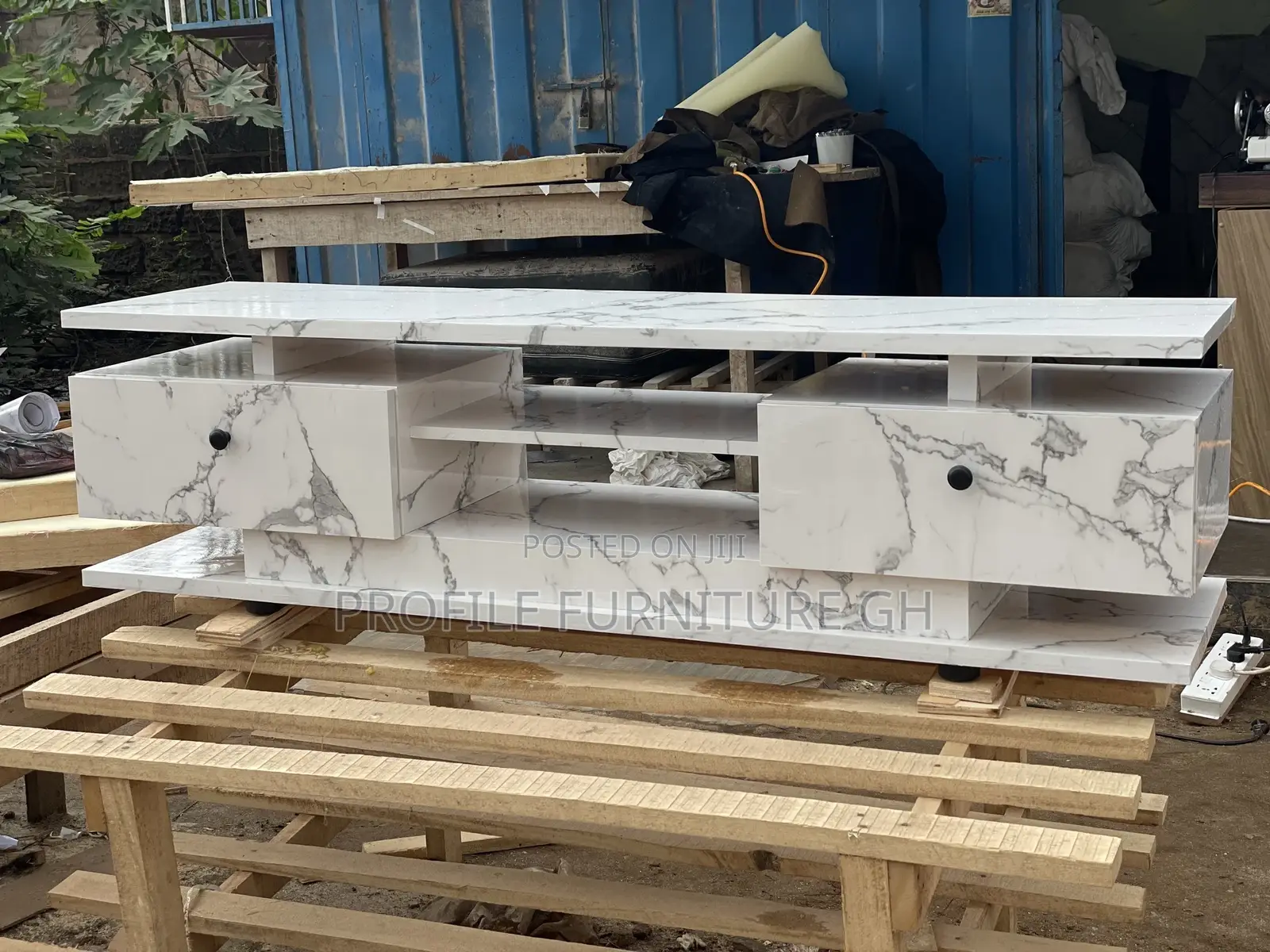 Come Buy This TV Stand and Enjoy 10% Discount.