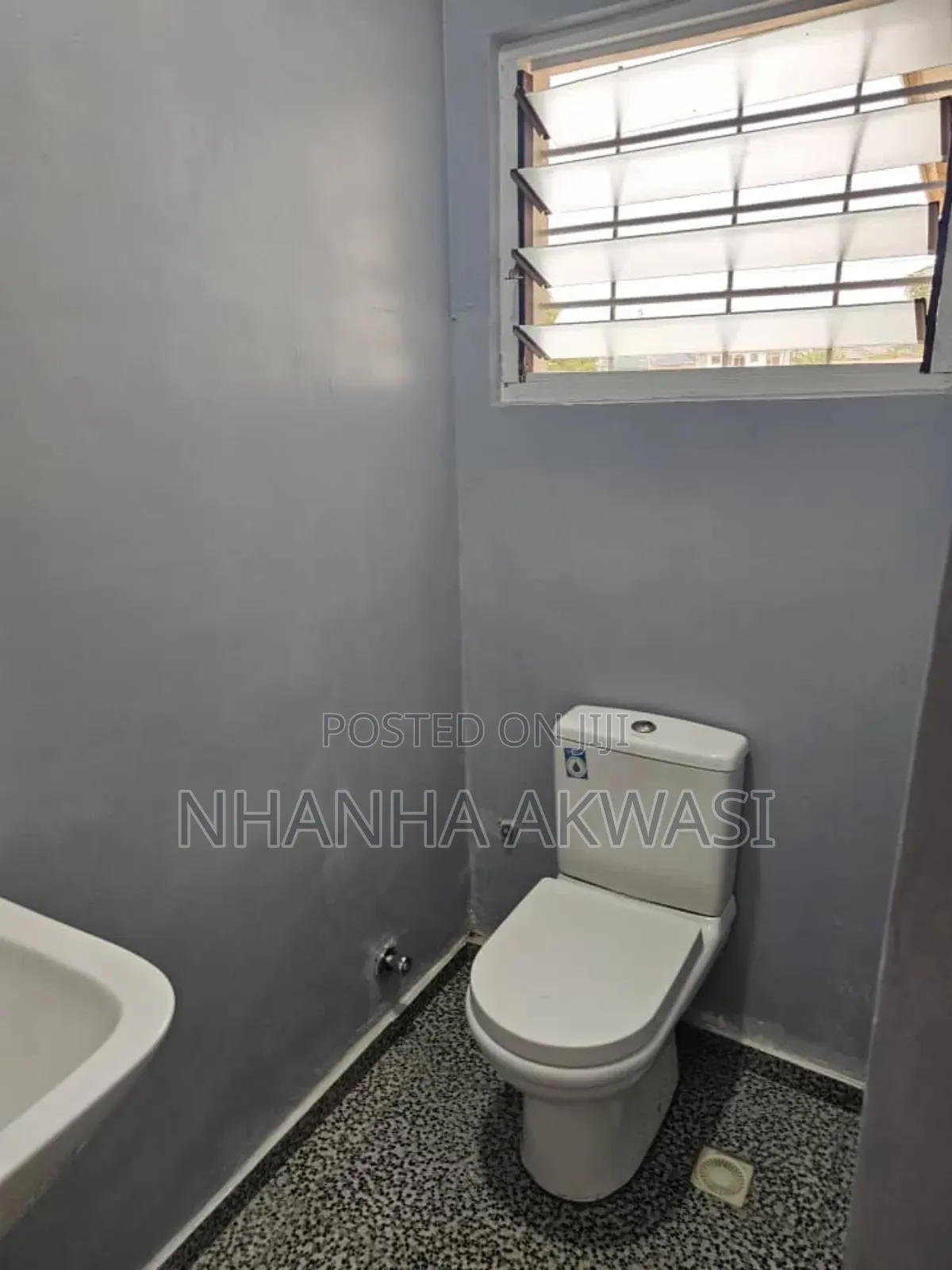 2bdrm House in Community 19, Tema Metropolitan for rent