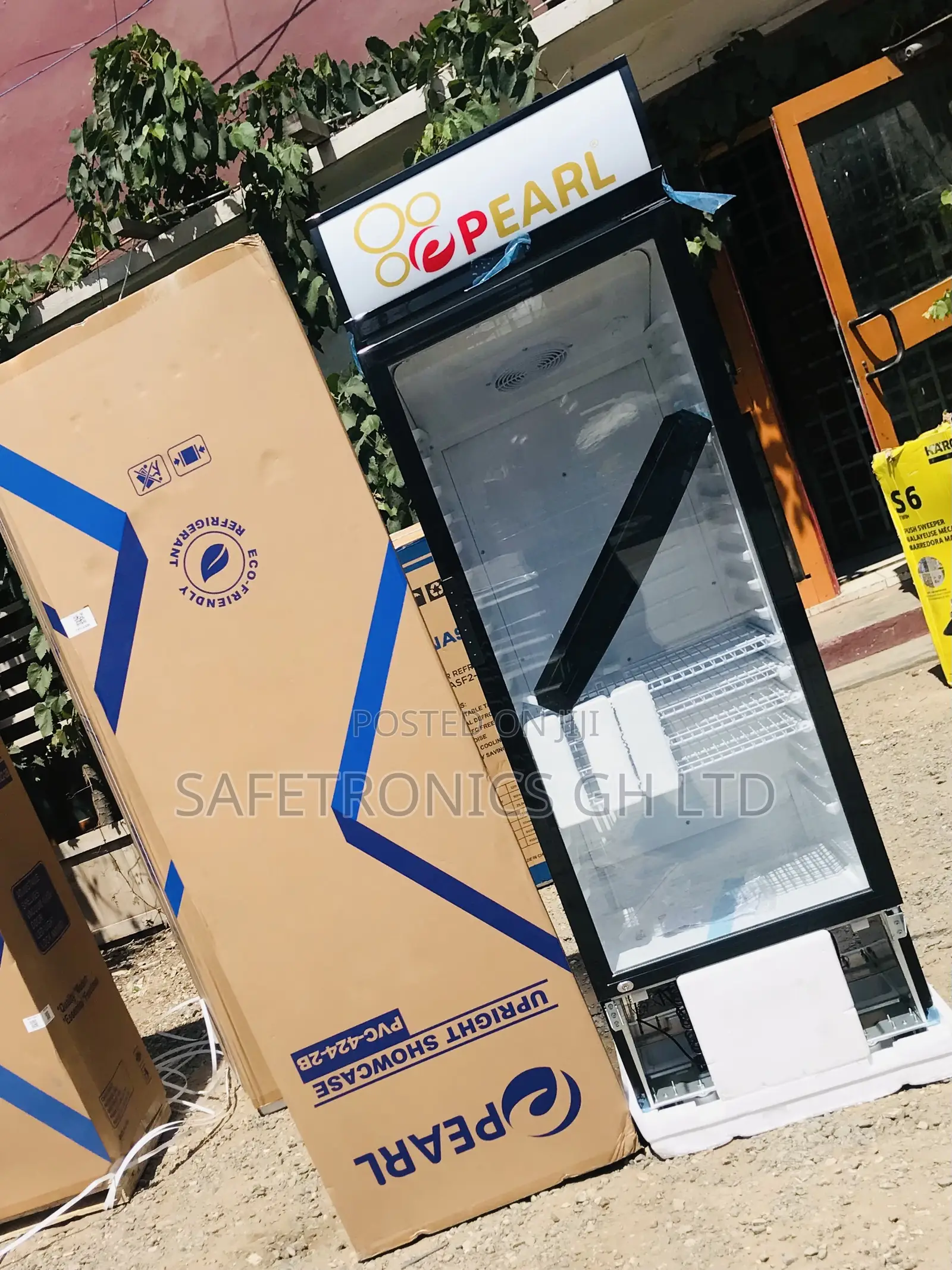 Get Authentic Pearl Glass 1 Door PVC-424 400L Fridge 
