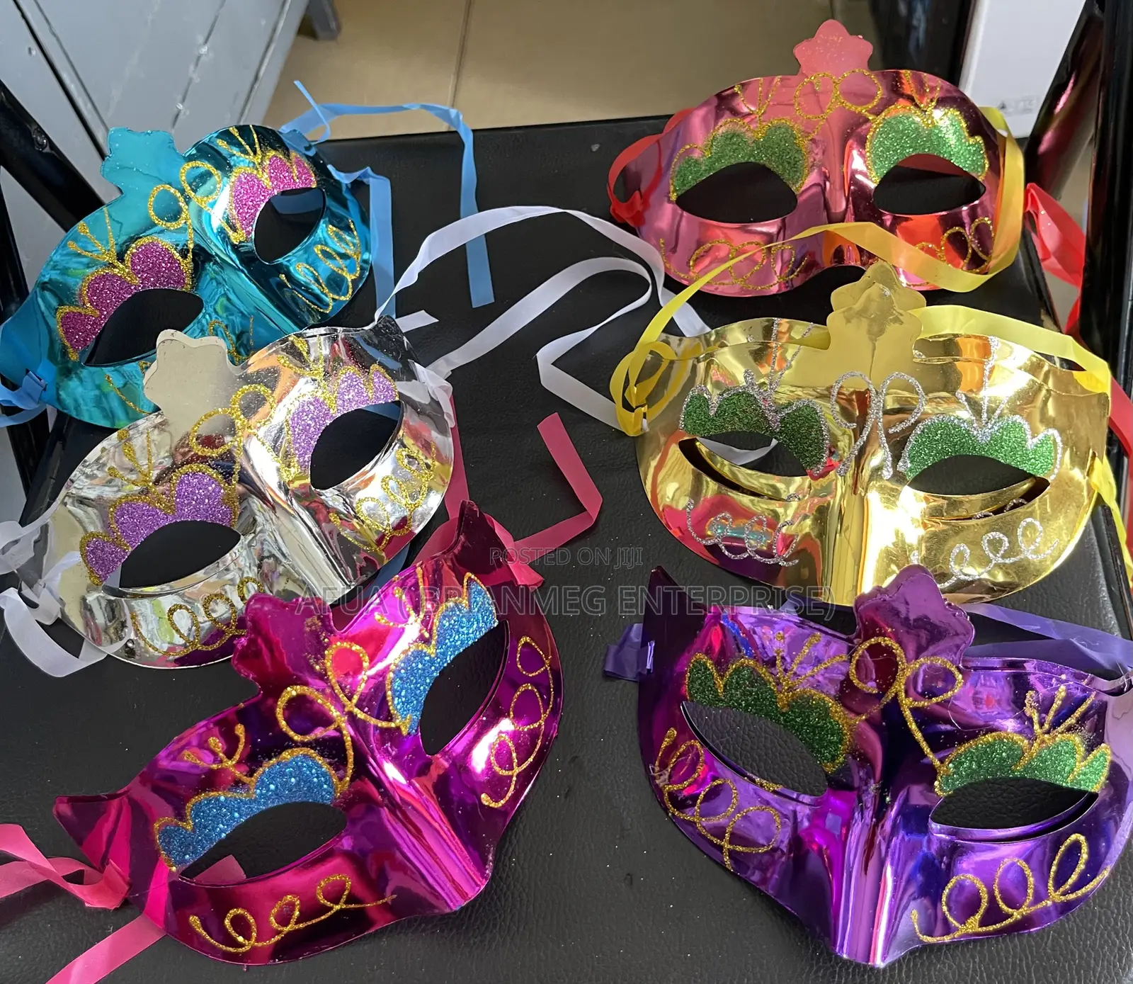 Masquerade Party Mask)Minimum Purchase Is10ps Upwards