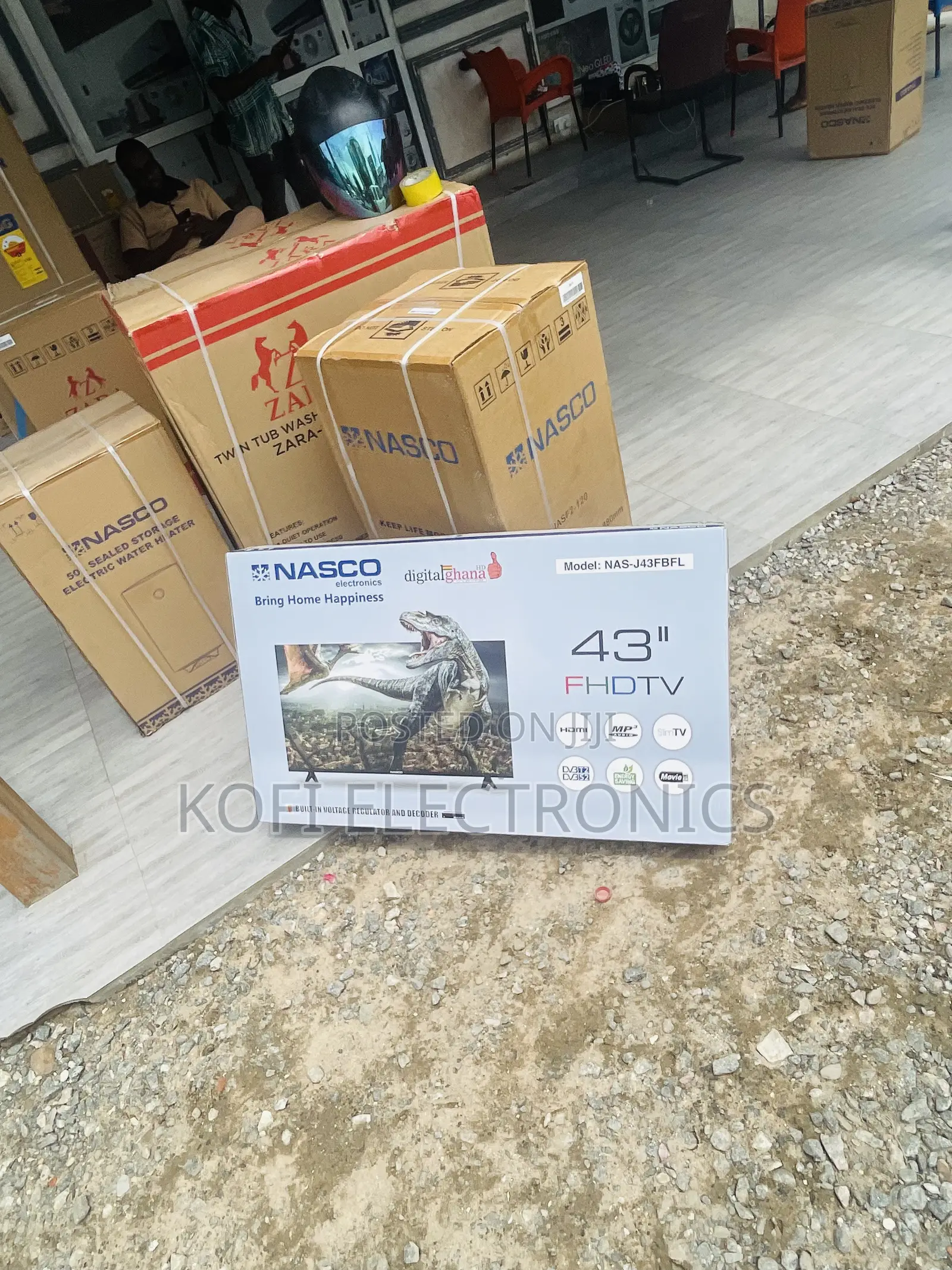 Breathtaking Visuals Nasco 43 Inches Digital Satellite TV