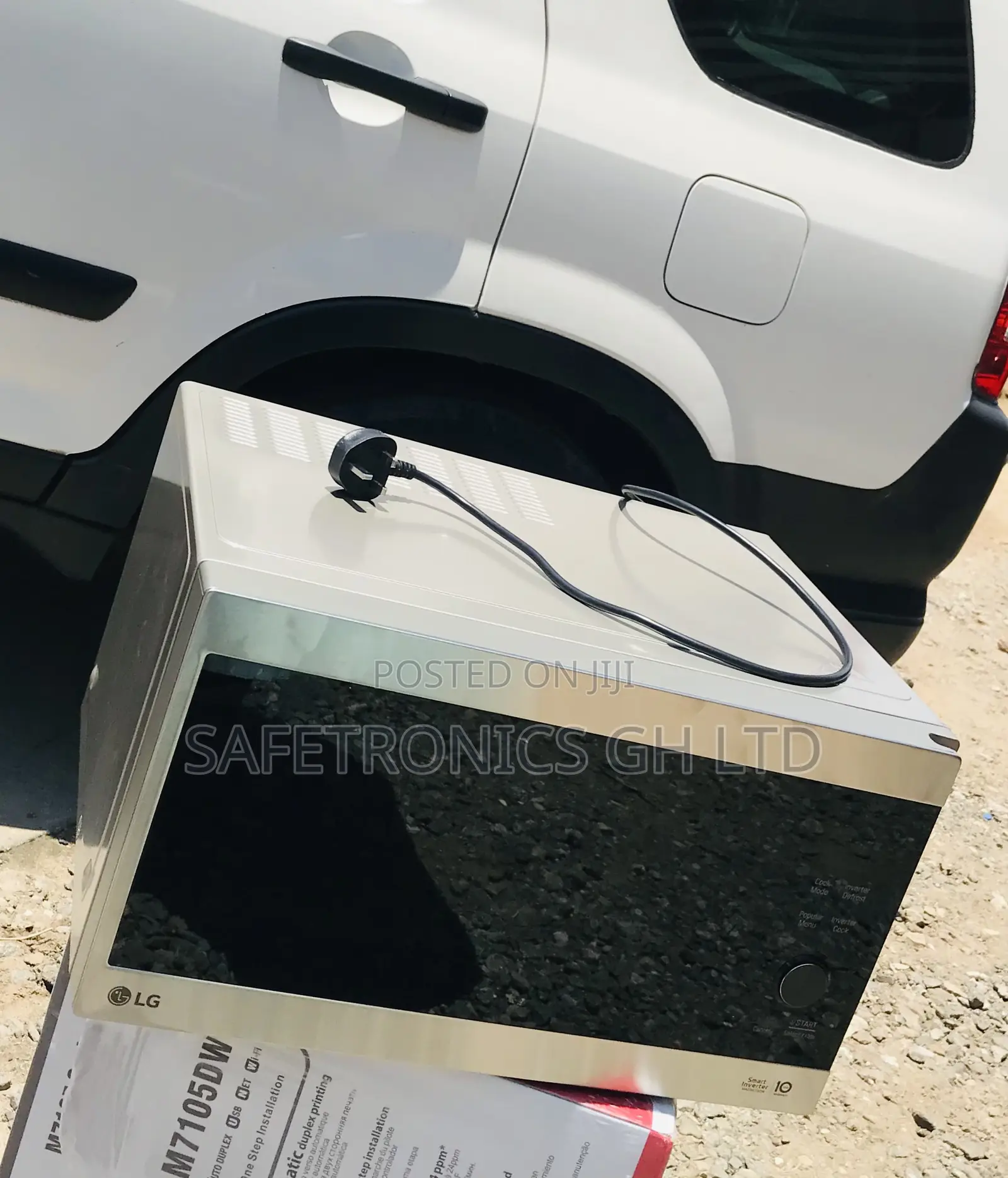 New Smart Inverter 42 Liters Countertop LG Microwave 