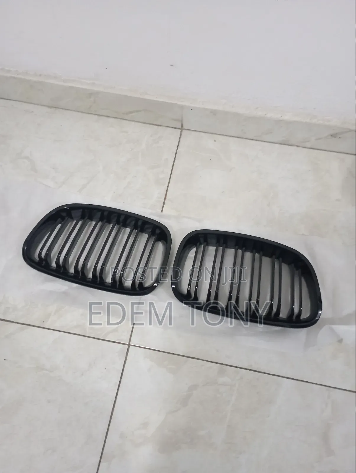 Double Line Front Kidney Grill BMW E90 E91 in Glossy Black