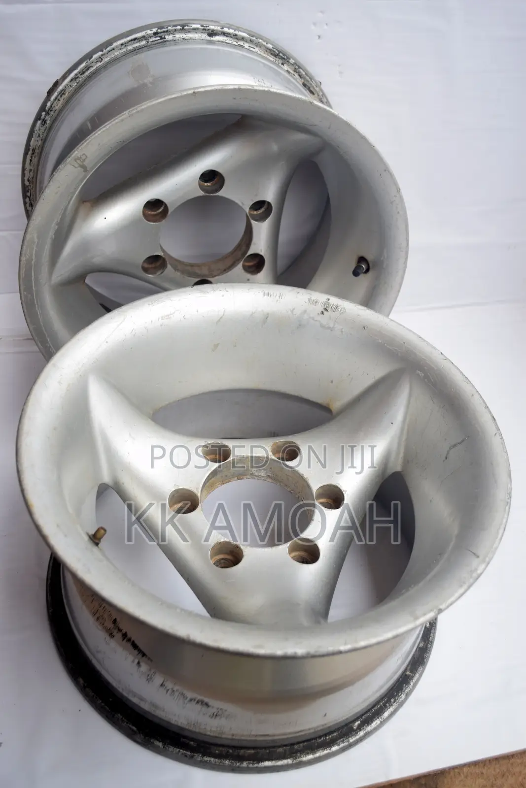 Solid Sporty Alloy Rim 15inches for Any 4X4 Pickup Truck