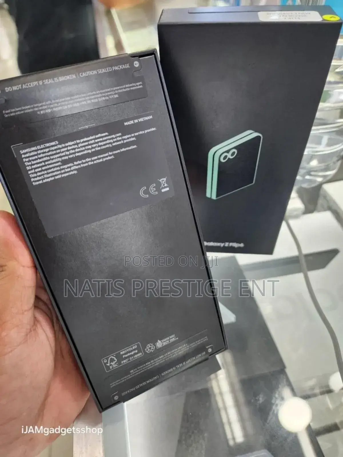 New Samsung Galaxy Z Flip6 256 GB Black