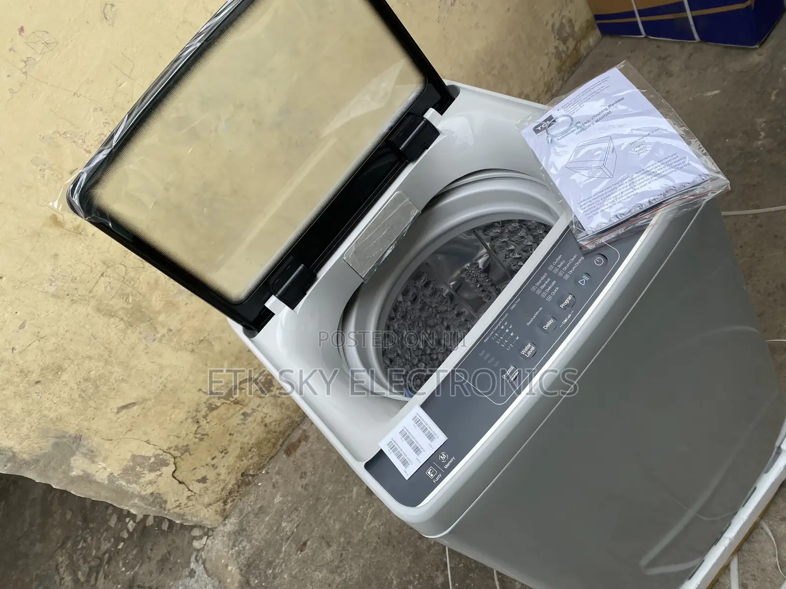 Highlighting TCL 9kg Topload Washingmachine Fully Auto