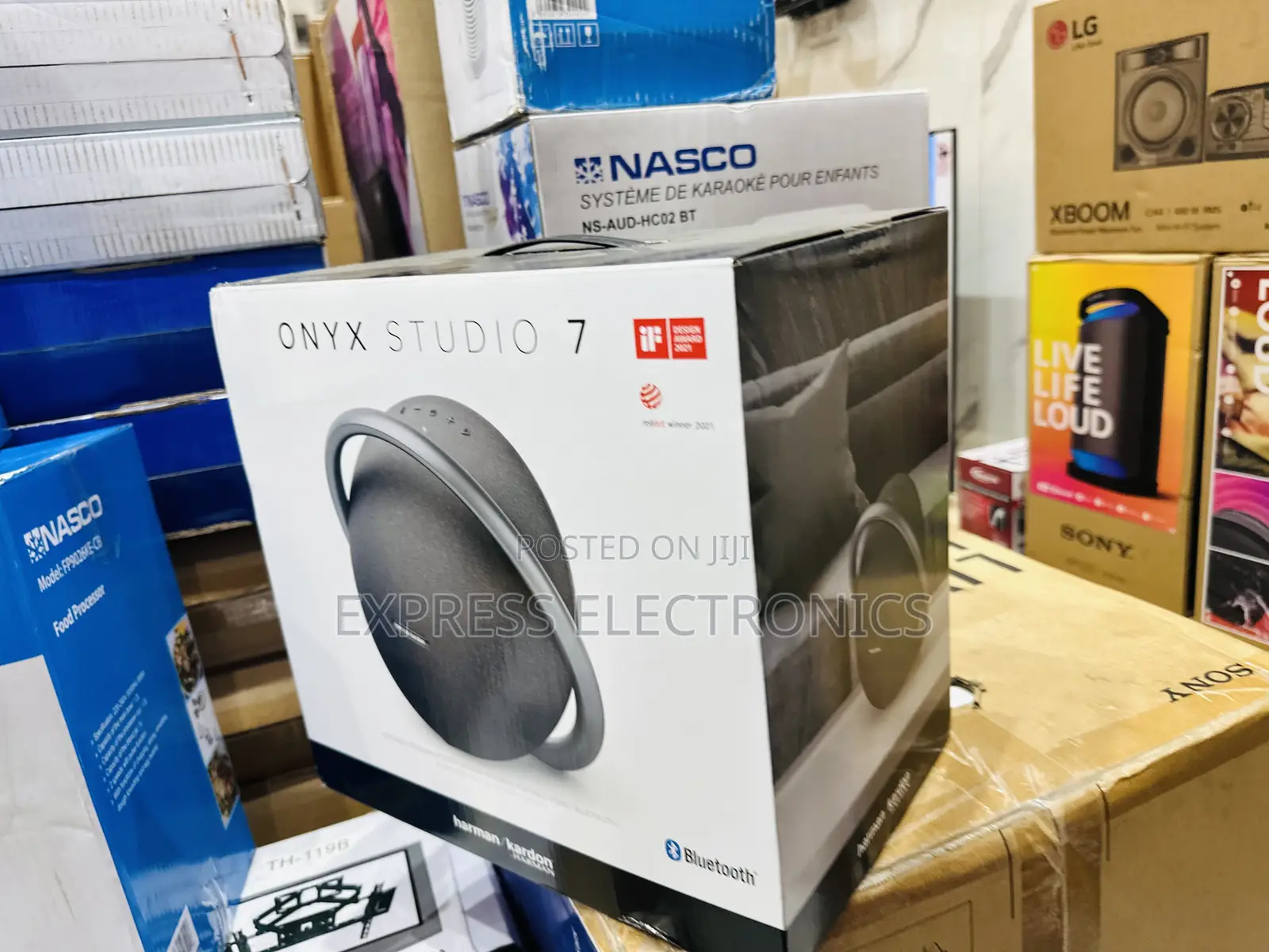 Eco Friendly Products Onyx Studio 7 Bluetooth Speaker