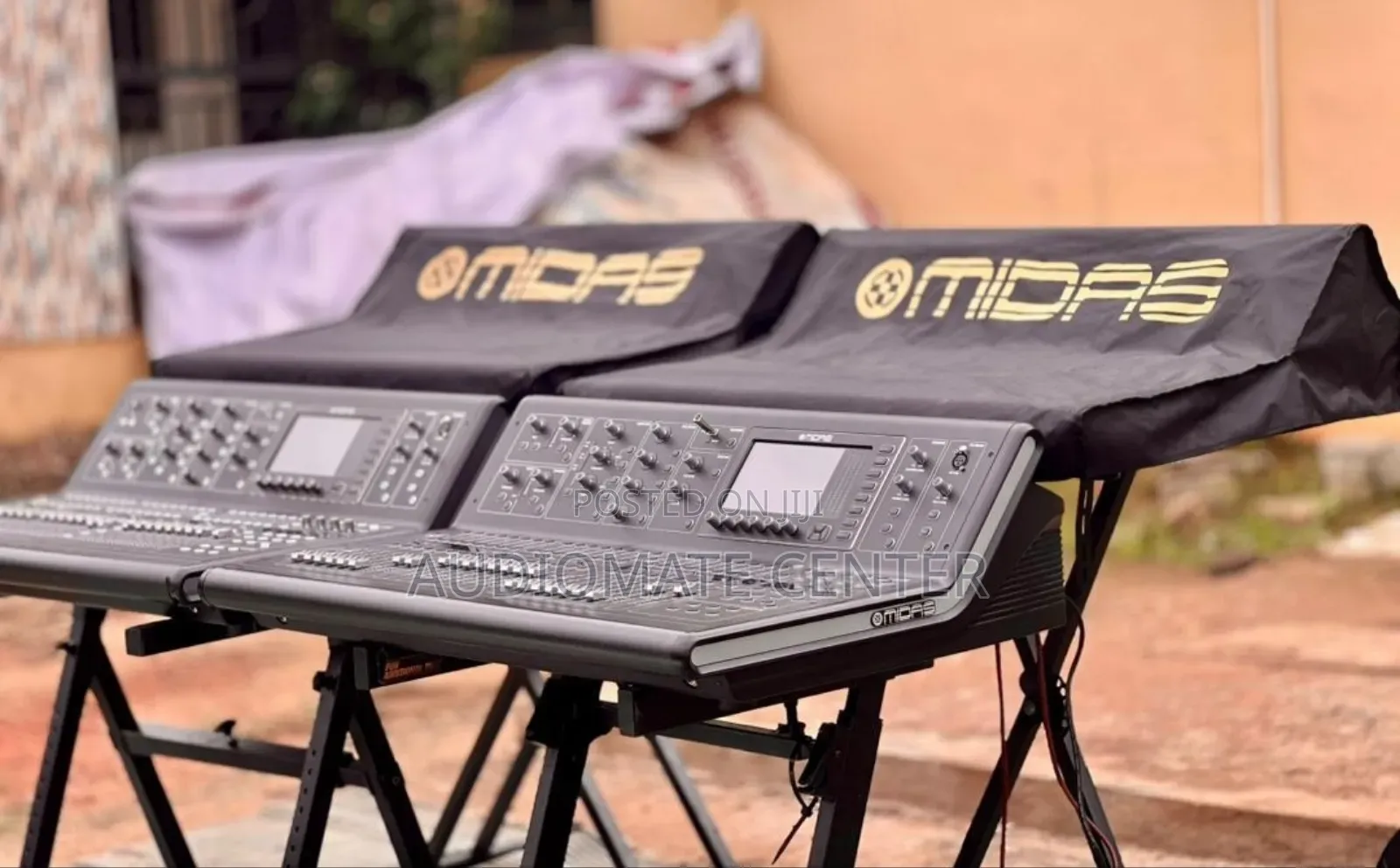 Midas M32 Live With Flight Case