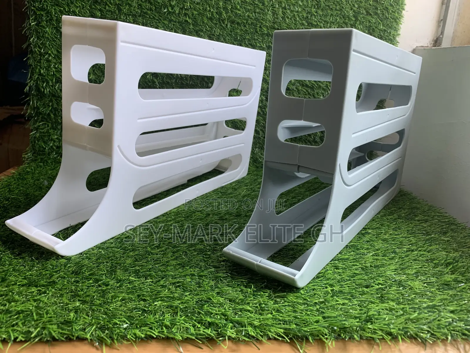 Auto Rolling Egg Dispenser
