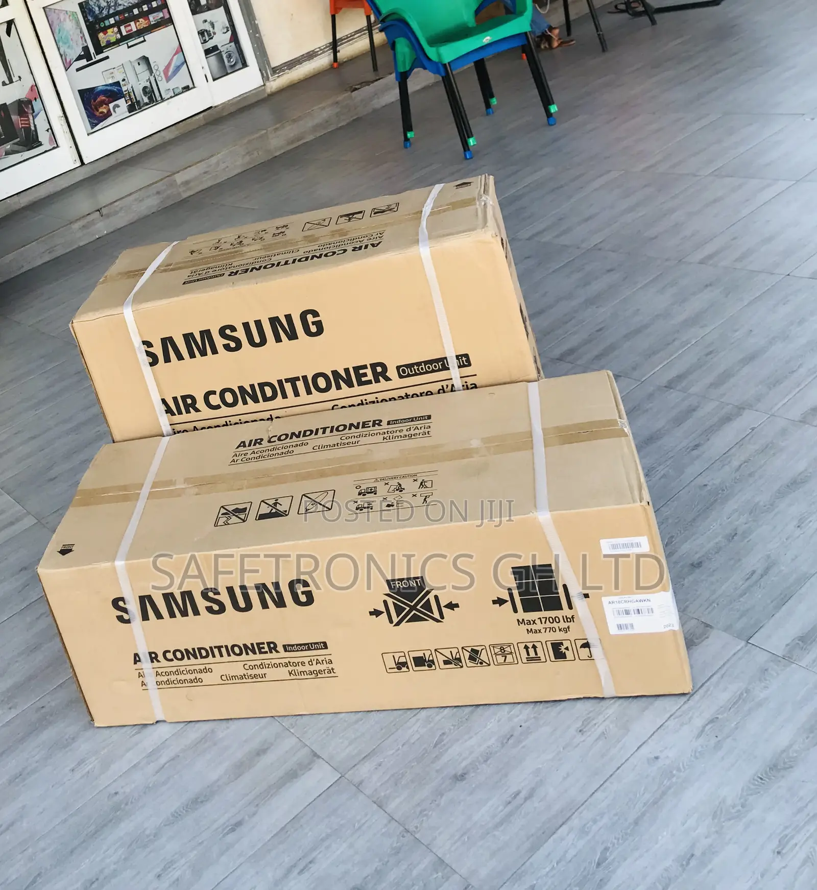 Buy Auto Swing : Samsung 2.5 HP Non-Inverter White AC 