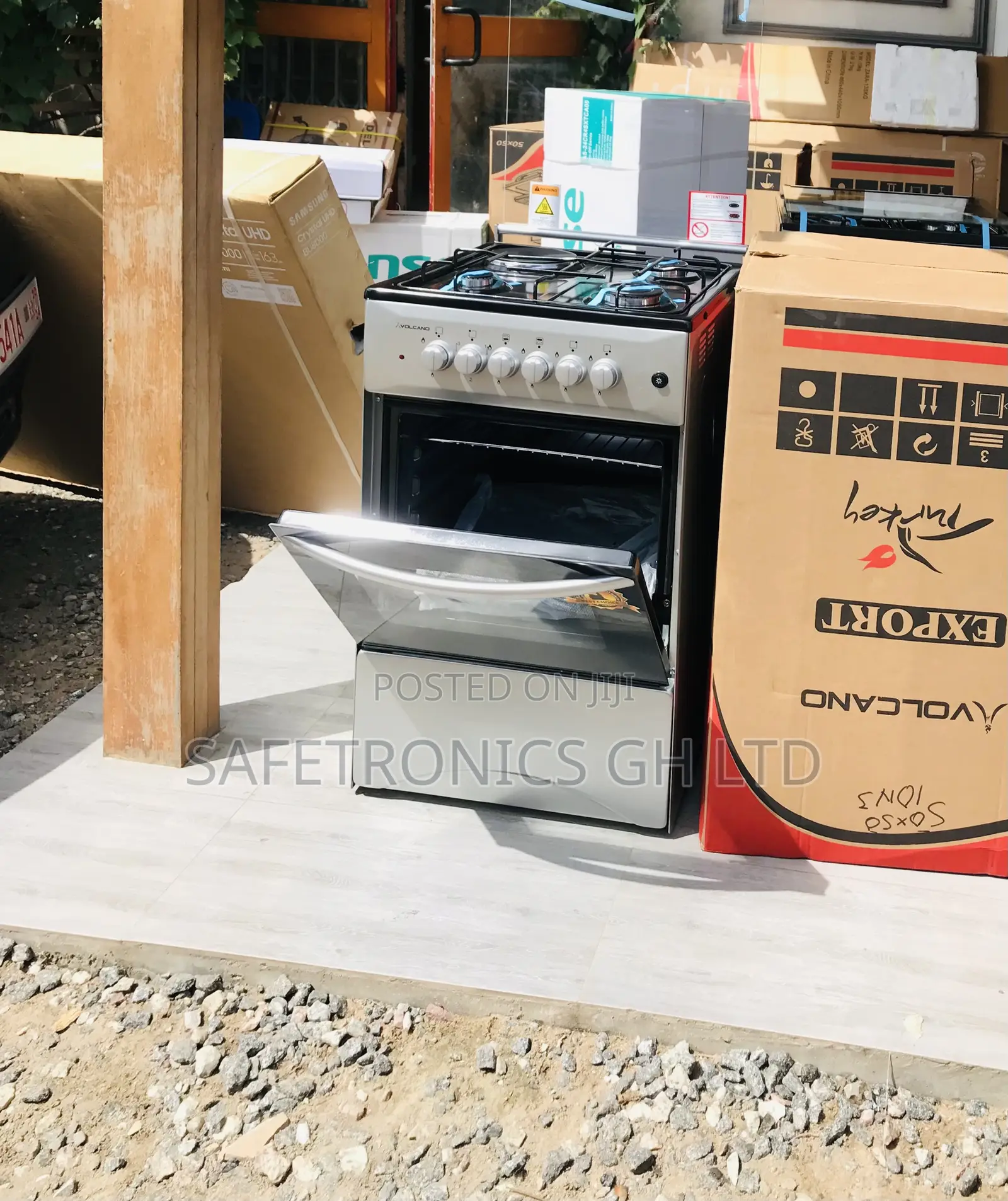 Gray Elegant Volcano 3 Gas 1 Electric 50by50 Oven 
