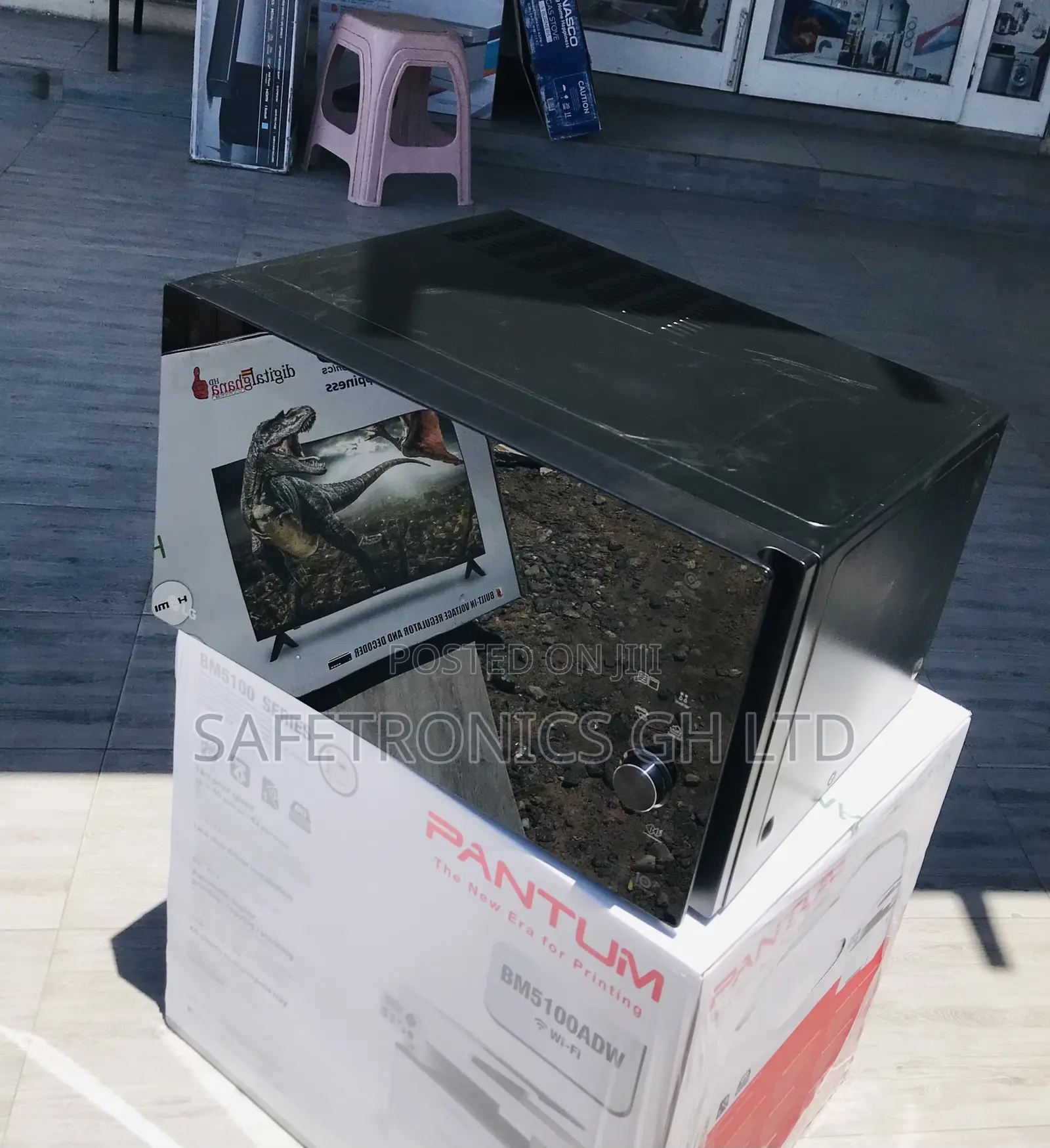 Available 42 Liters Smart Inverter Countertop LG