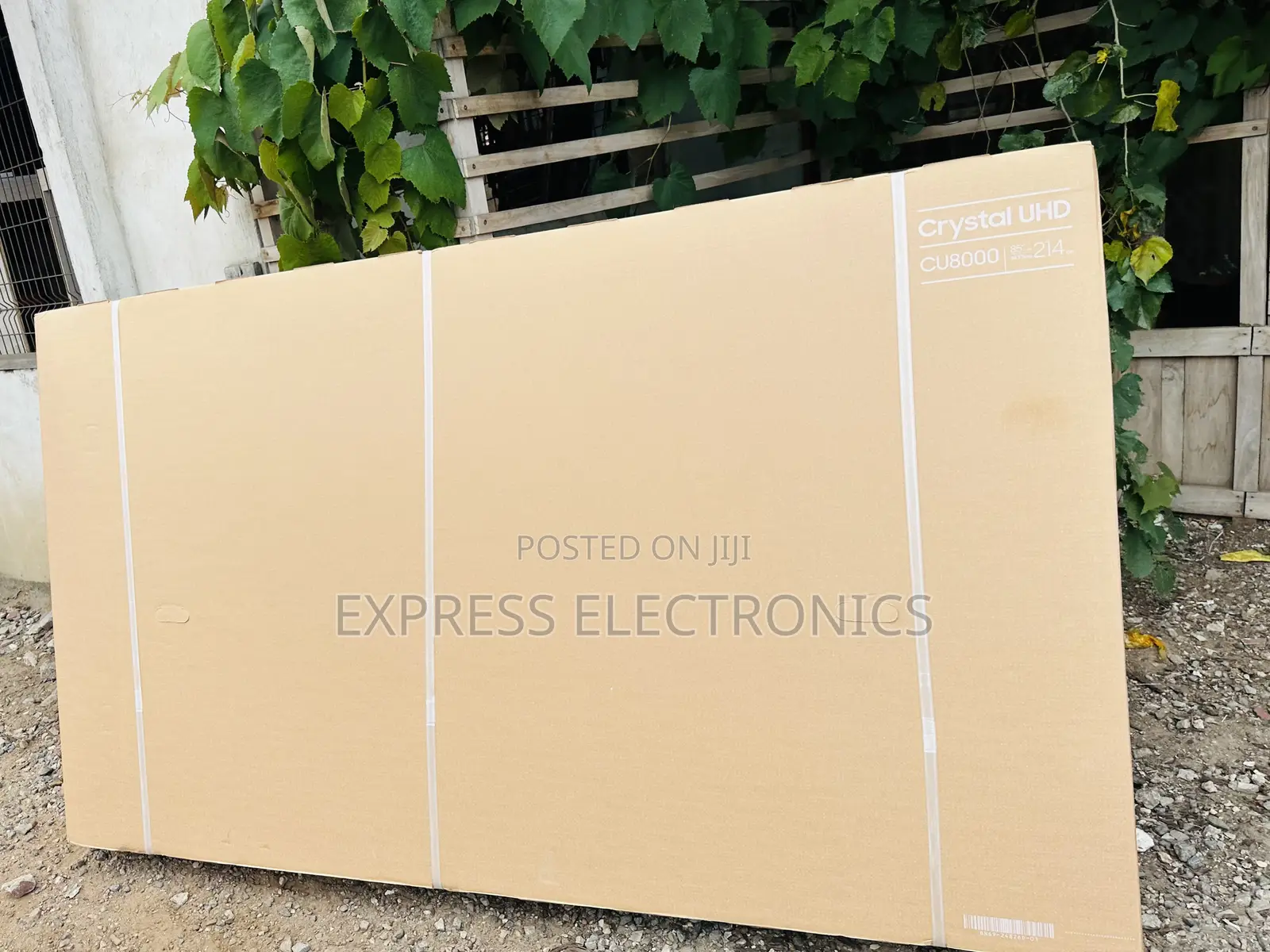 Dynamic Sleek Slim QLED Smart 85”Q60C Samsung