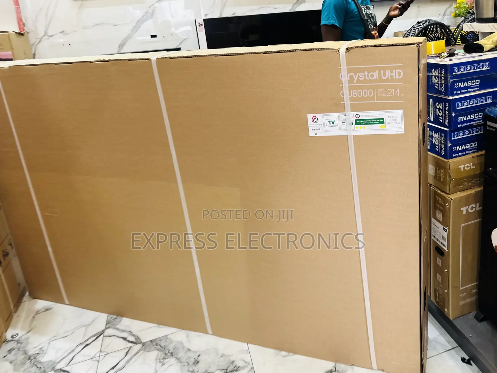 Thin Slim Uhd Smart Samsung 85”Cu8000