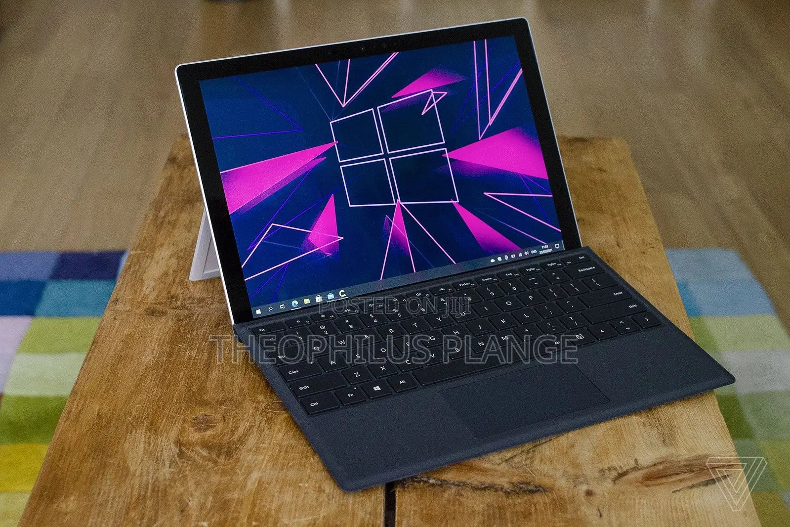 New Laptop Microsoft Surface Pro 7 4GB Intel Core I3 SSD 128GB