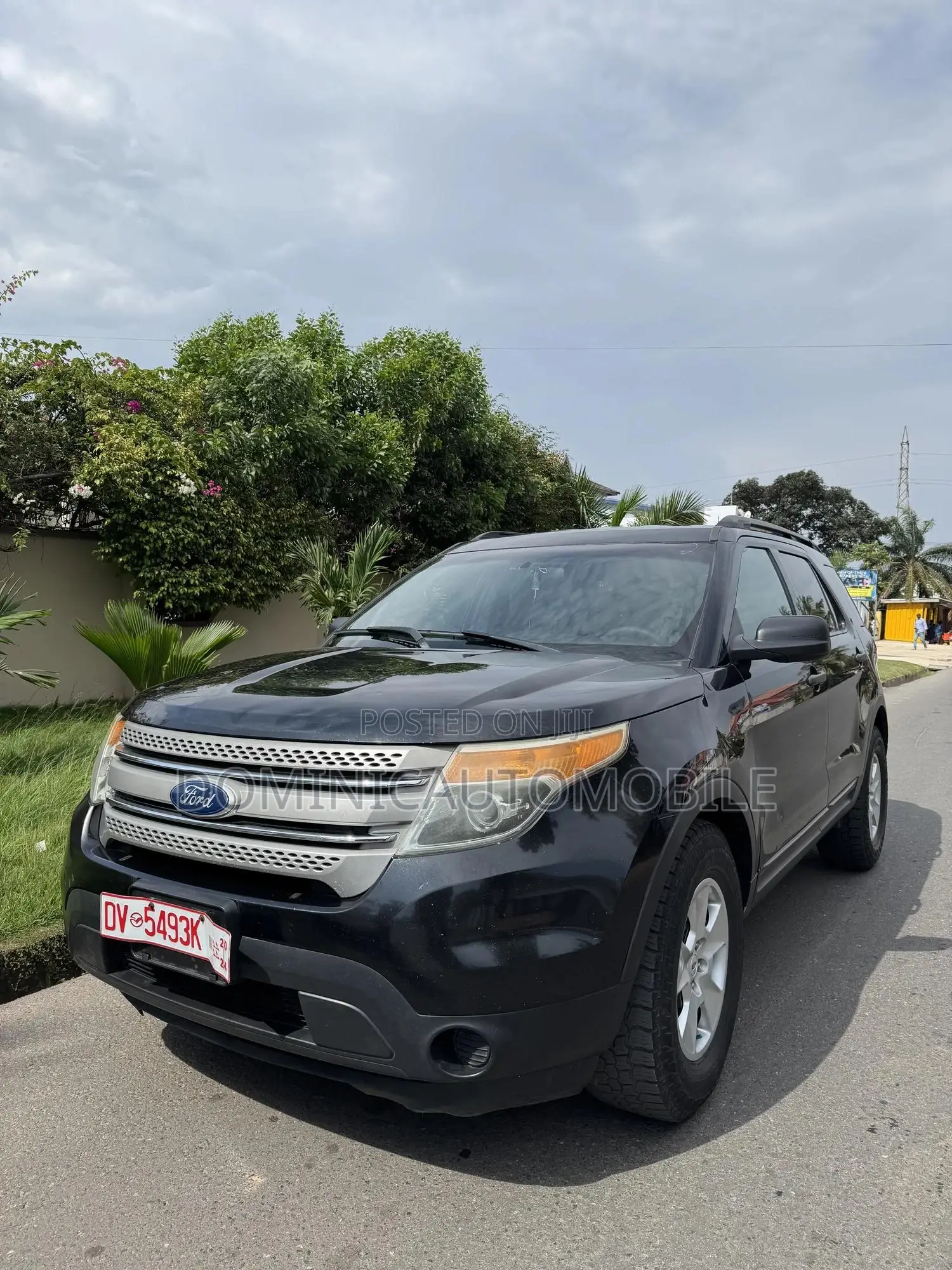 Ford Explorer Base 4dr FWD (3.5L 6cyl 6A) 2012 Black