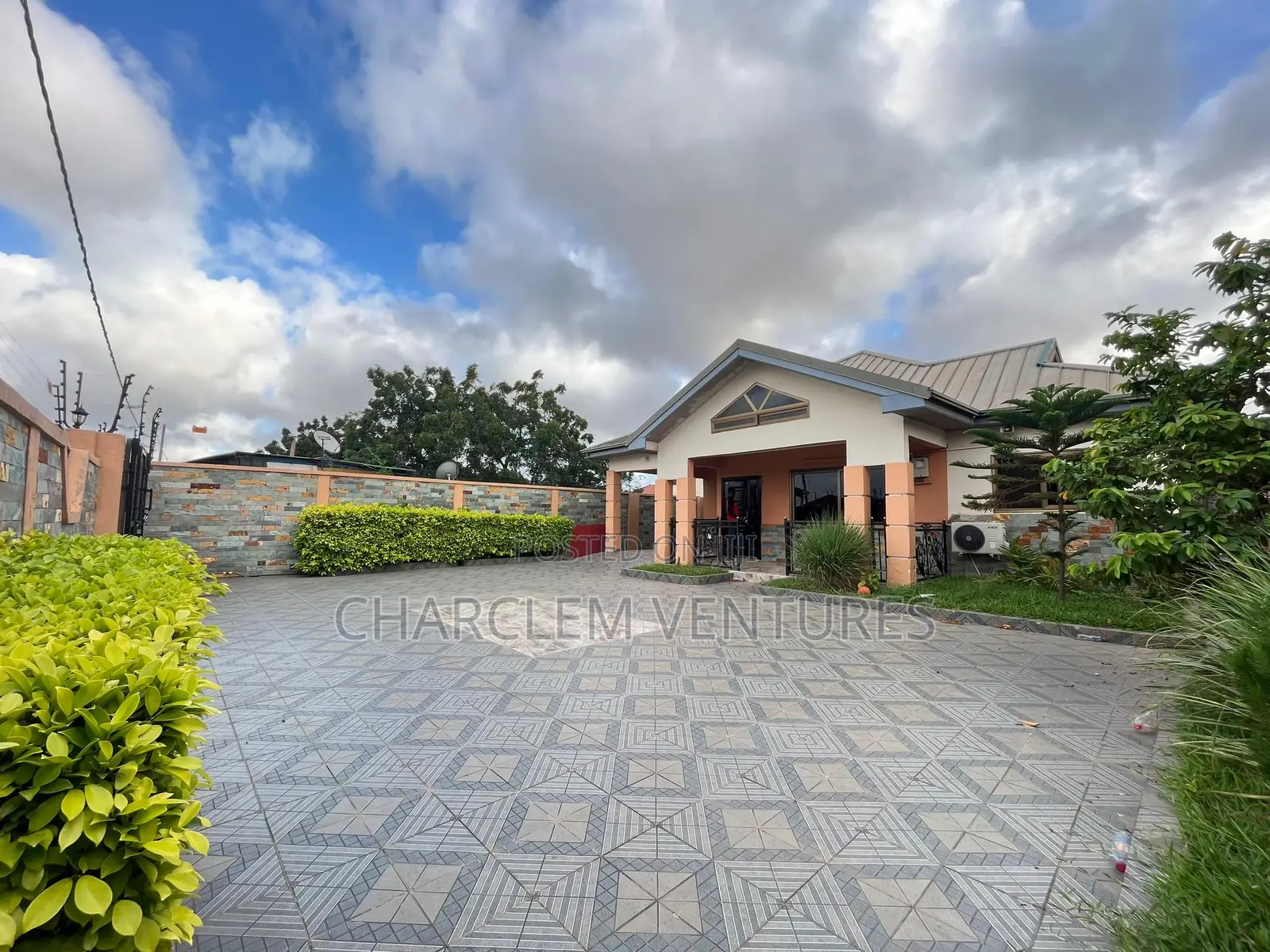 3bdrm House in Charclem Ventures, Ashaley Botwe for rent
