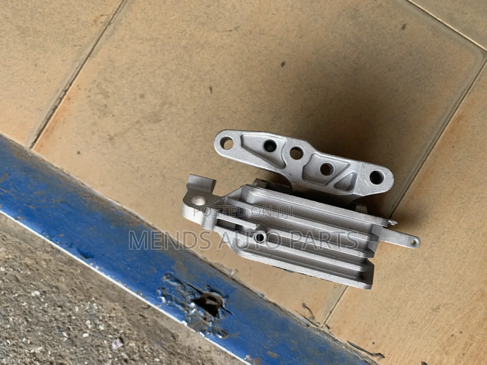 BMW 2015 Engine Seat