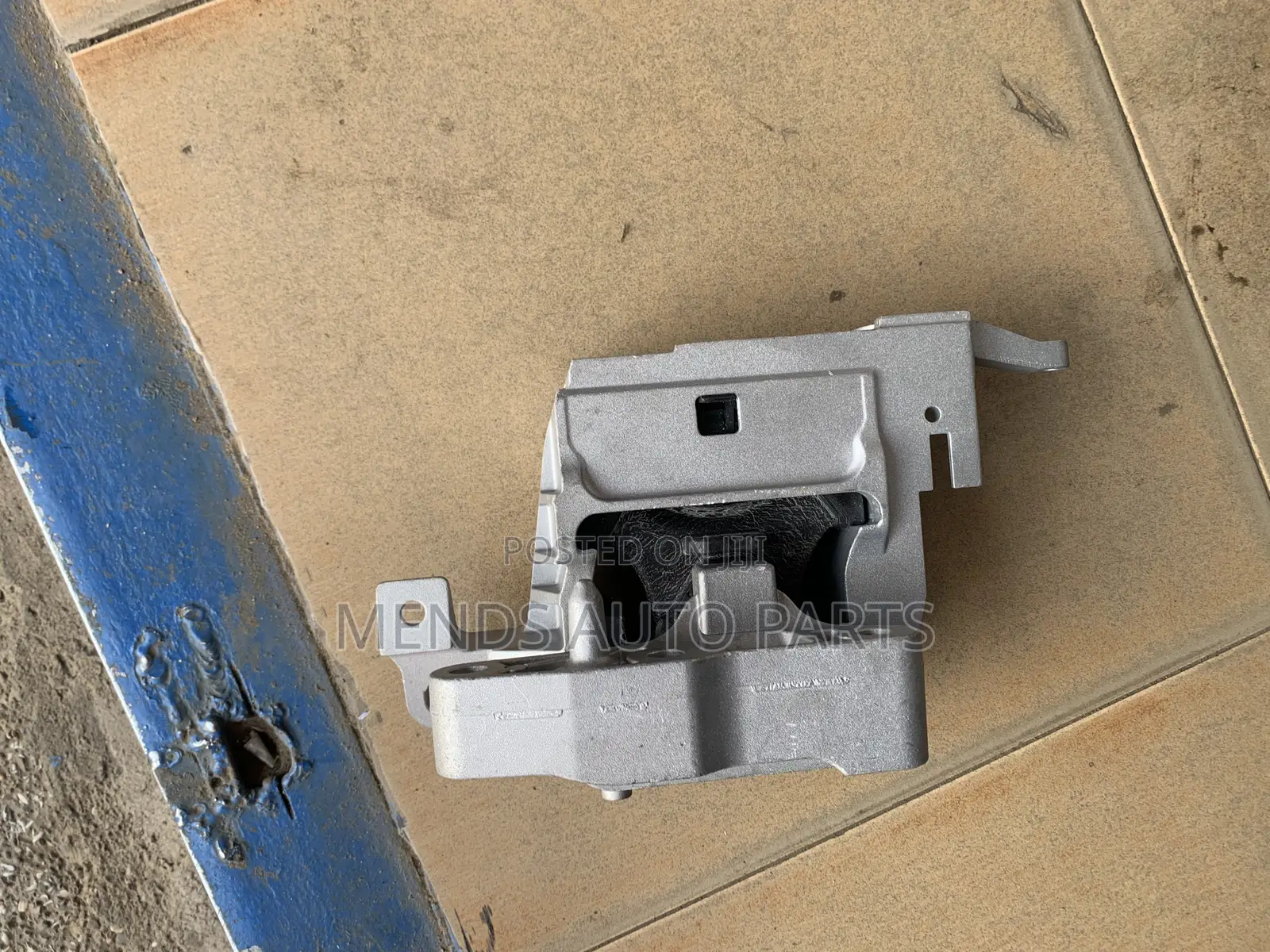 BMW 2015 Engine Seat