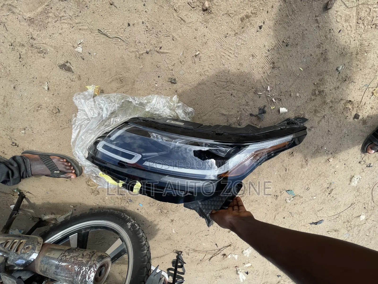 Range Rover Velar Headlights