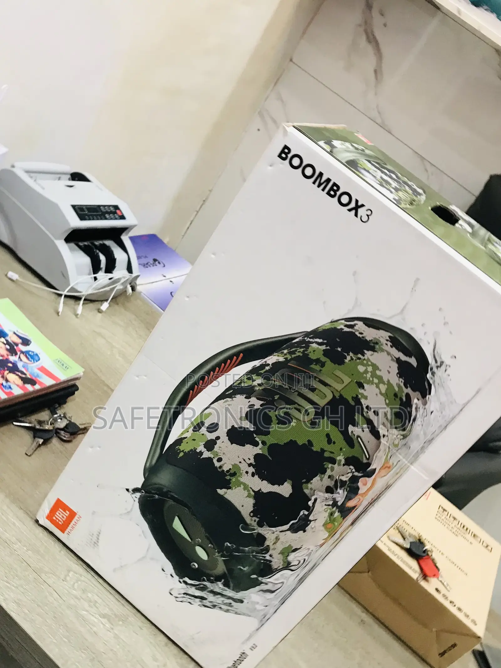 Authentic New Bluetooth JBL Boombox 3 Speakers 