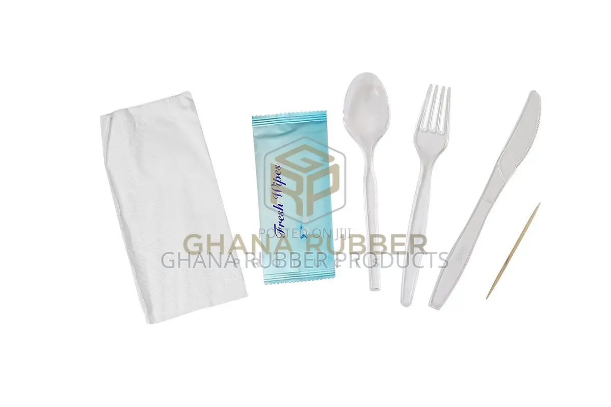 Cutlery Set Deluxe With Wet Wipes (800 Packets)