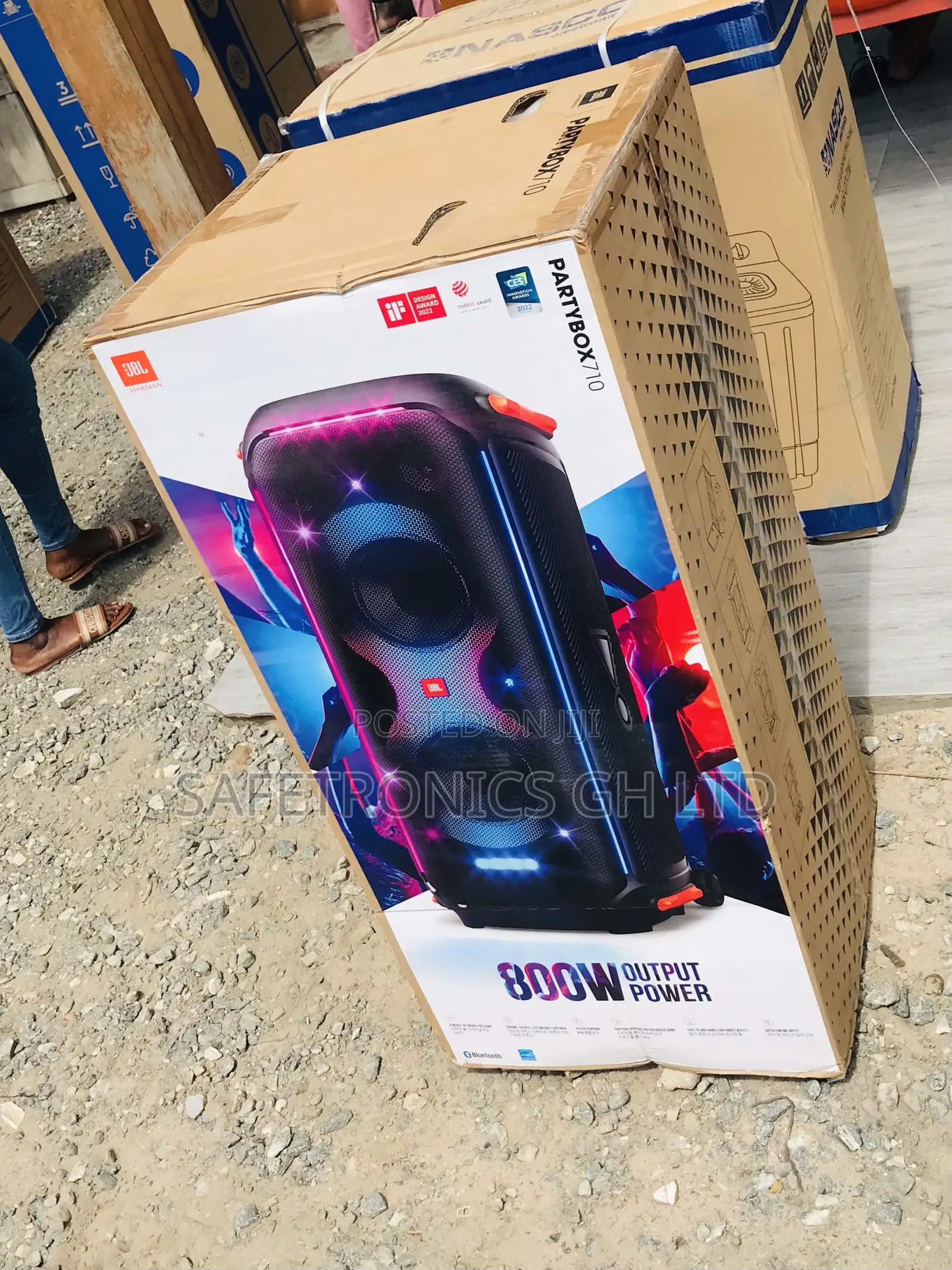Fabulous Black JBL Party Box 710 Speaker