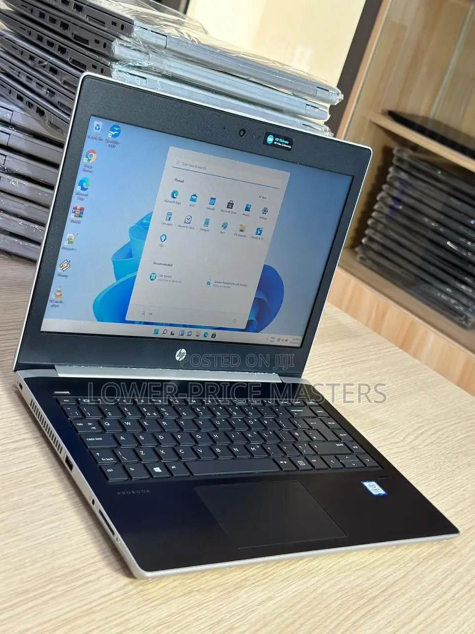New Laptop HP 430 G5 8GB Intel Core I5 SSD 256GB