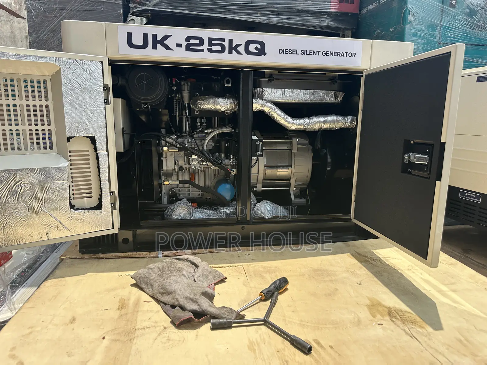 Uk Diesel Silent 25Q Silent Plant Generator Air Cool