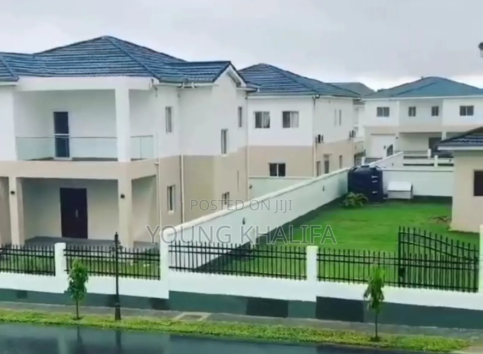 4bdrm House in Sakumono, Spintex for sale