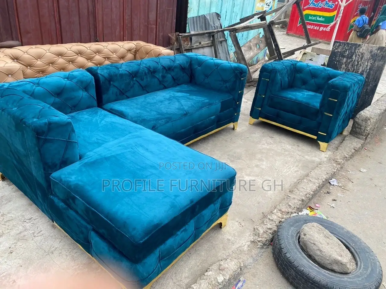 Morden L-Shape and Single Sofa for Pickup or Delivery.