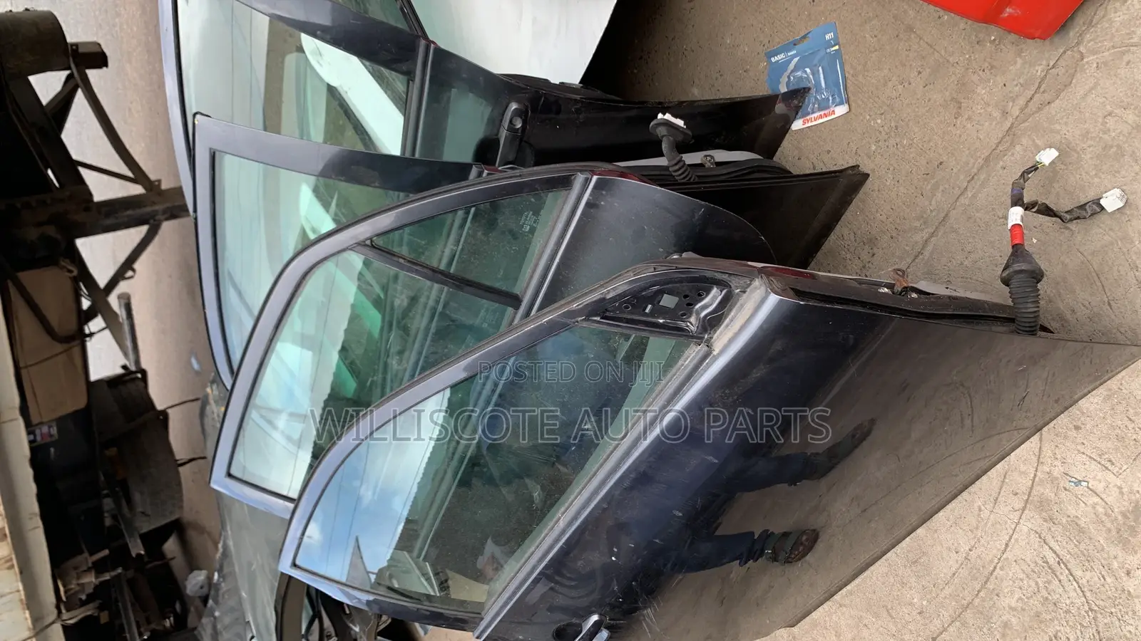 Toyota Corolla 2009-2013 Doors