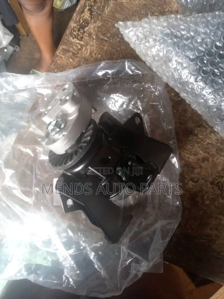 Mitsubishi Mirage Engine Seat Mount