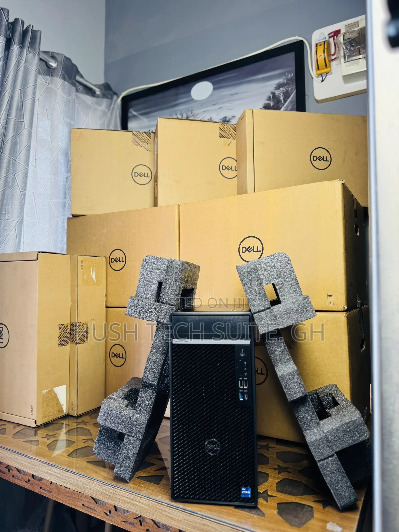 New Desktop Computer Dell Optiplex 7070 16GB Intel Core i7 HDD 1T