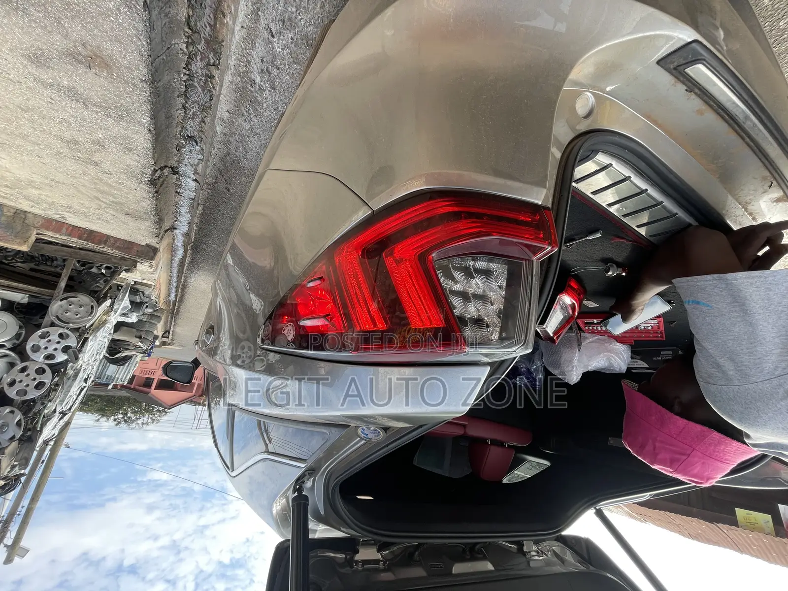 Lexus RX-350 2017,2018 Taillights Available