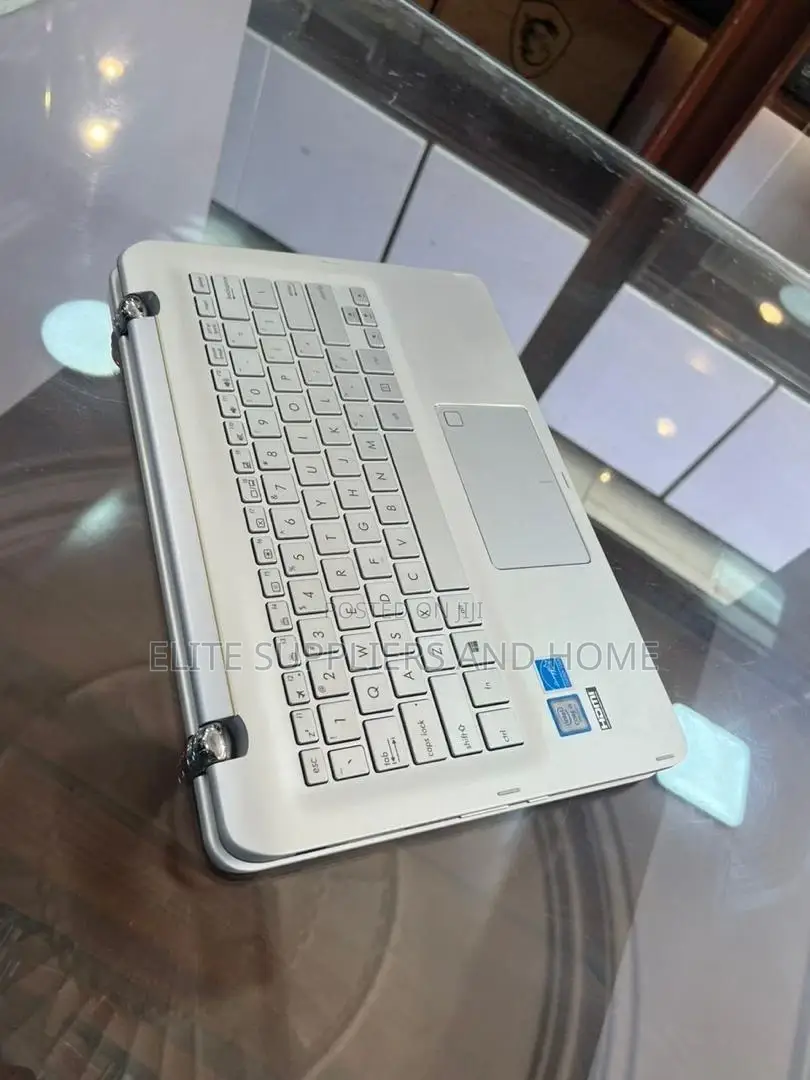 Laptop Asus Q304UA 8GB Intel Core I5 SSD 256GB