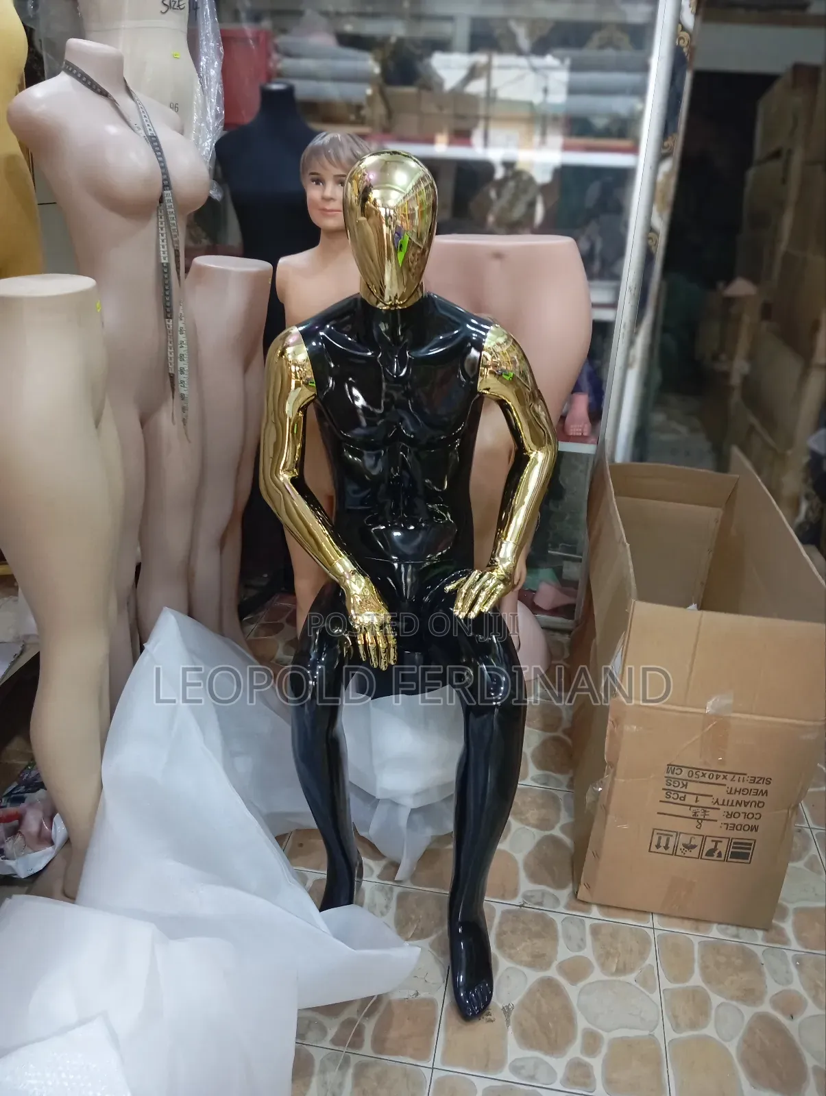 Sitting Mena Mannequins