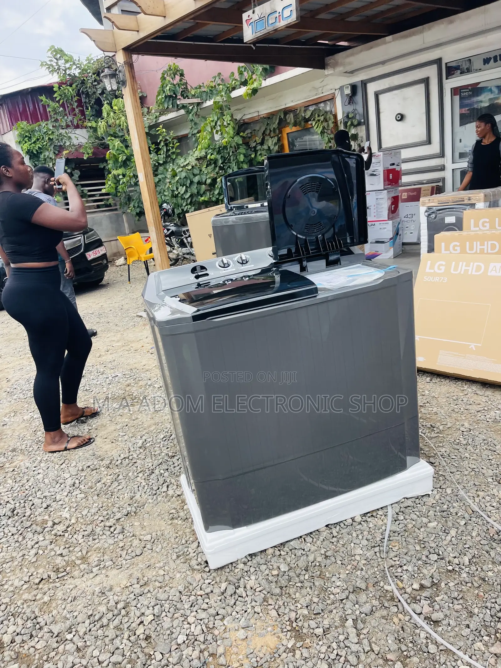 Energy Sufficient Lg P1861RWNT Twin Tub Washing Machine.